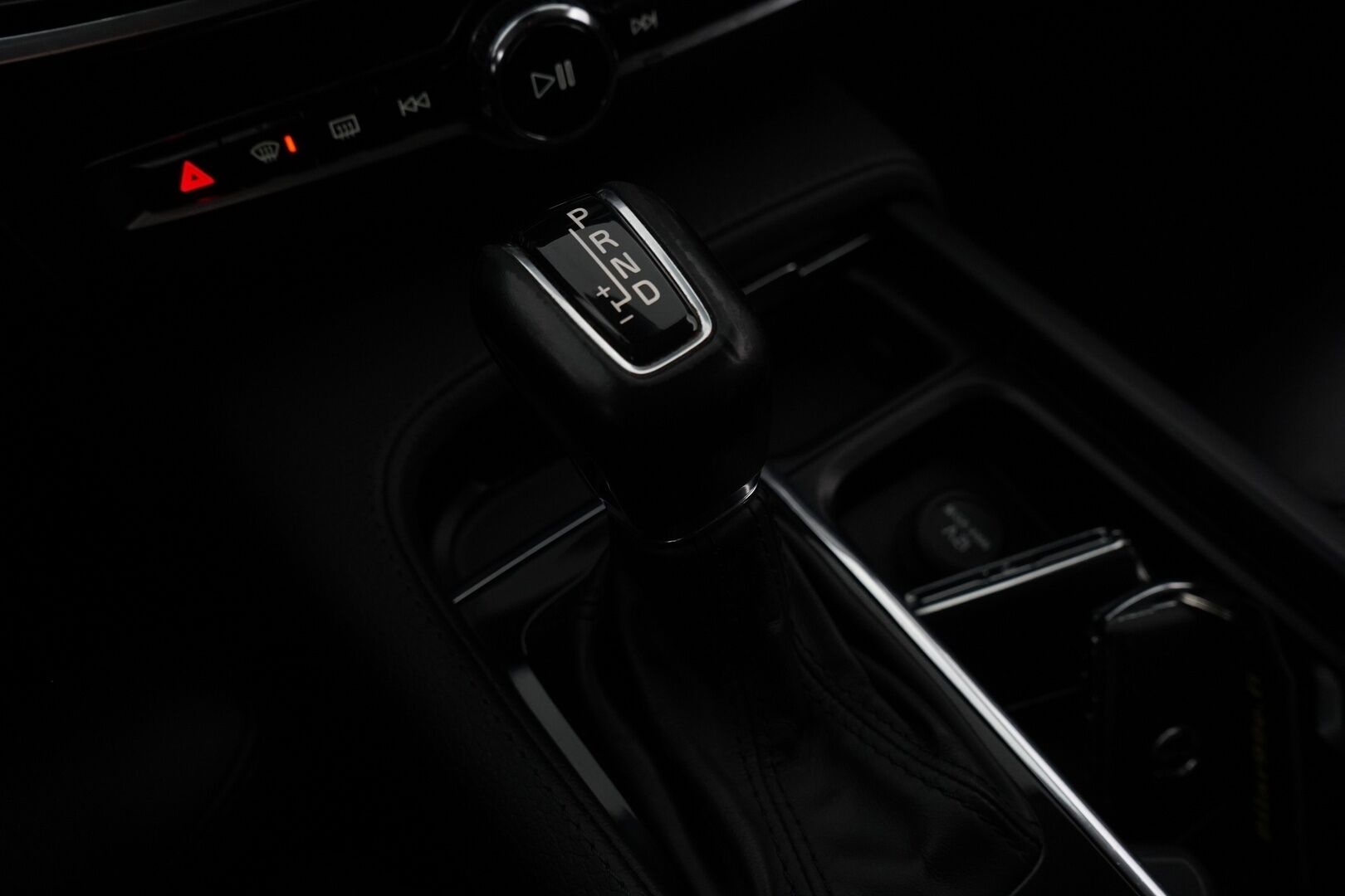 Volvo V90 2020 D4 AWD Inscription *Adapt.Cruise / Sporttinahat / Kamera / VOC / Webasto / BLIS* - Adapt.Cruise / Sporttinahat / Kamera / VOC / Webasto / BLIS / Keyless - HULLUT AVAJAISHULINAT KORKOTARJOUS 3,29 %