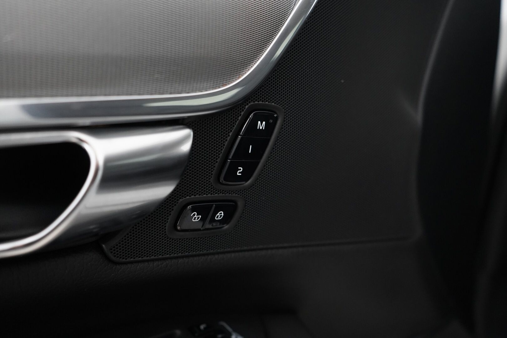 Volvo V90 2020 D4 AWD Inscription *Adapt.Cruise / Sporttinahat / Kamera / VOC / Webasto / BLIS* - Adapt.Cruise / Sporttinahat / Kamera / VOC / Webasto / BLIS / Keyless - HULLUT AVAJAISHULINAT KORKOTARJOUS 3,29 %