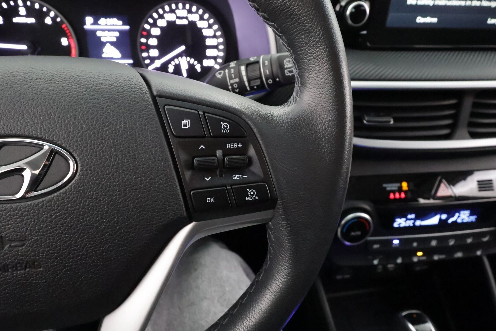 Hyundai Tucson 2020 1,6 CRDi 136 hv 48V hybrid 7-DCT-aut Comfort * Webasto / LED / P.Kamera / Navi / Vakkari / Keyless * - Suomi-auto / Kahdet renkaat aluvanteilla 