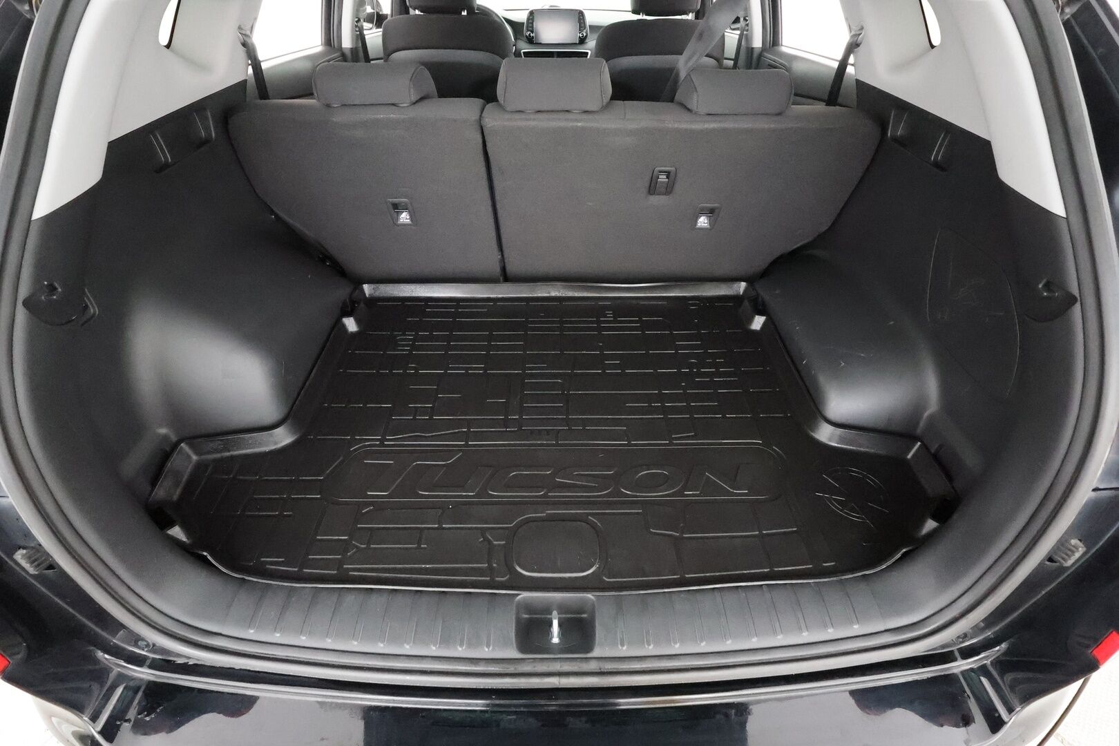 Hyundai Tucson 2020 1,6 CRDi 136 hv 48V hybrid 7-DCT-aut Comfort * Webasto / LED / P.Kamera / Navi / Vakkari / Keyless * - Suomi-auto / Kahdet renkaat aluvanteilla 