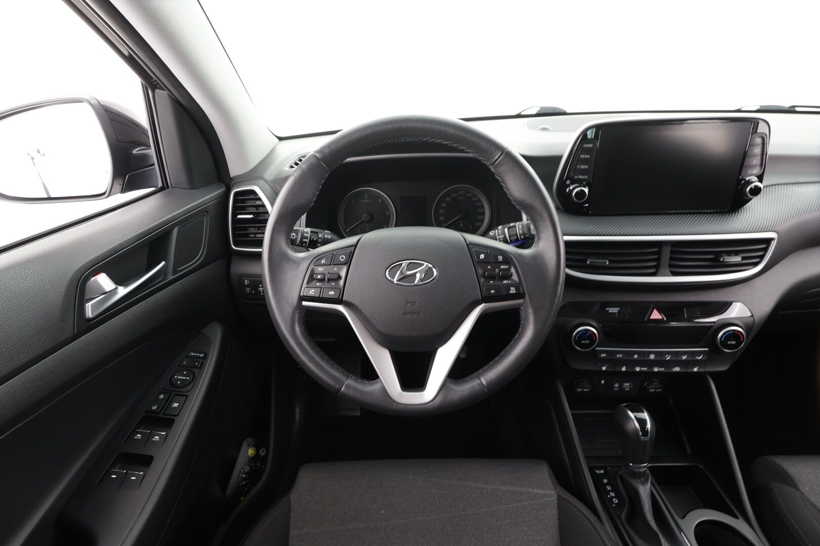 Hyundai Tucson 2020 1,6 CRDi 136 hv 48V hybrid 7-DCT-aut Comfort * Webasto / LED / P.Kamera / Navi / Vakkari / Keyless * - Suomi-auto / Kahdet renkaat aluvanteilla 