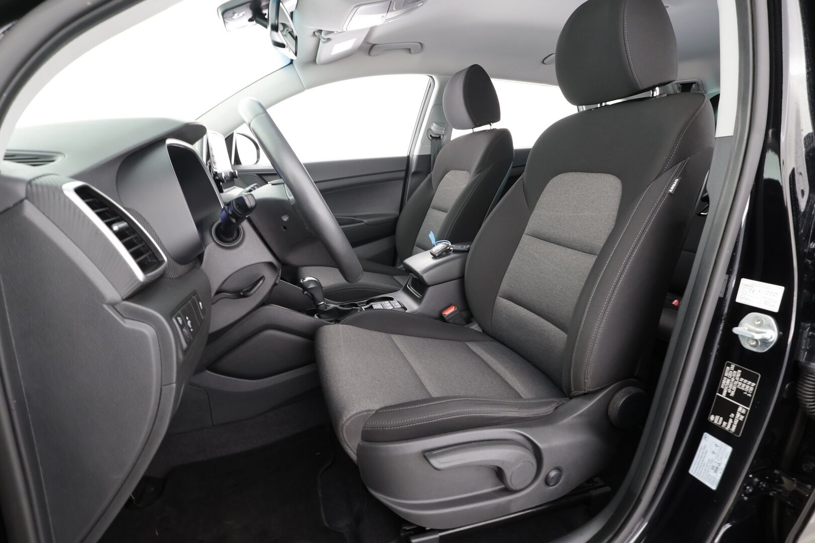 Hyundai Tucson 2020 1,6 CRDi 136 hv 48V hybrid 7-DCT-aut Comfort * Webasto / LED / P.Kamera / Navi / Vakkari / Keyless * - Suomi-auto / Kahdet renkaat aluvanteilla 