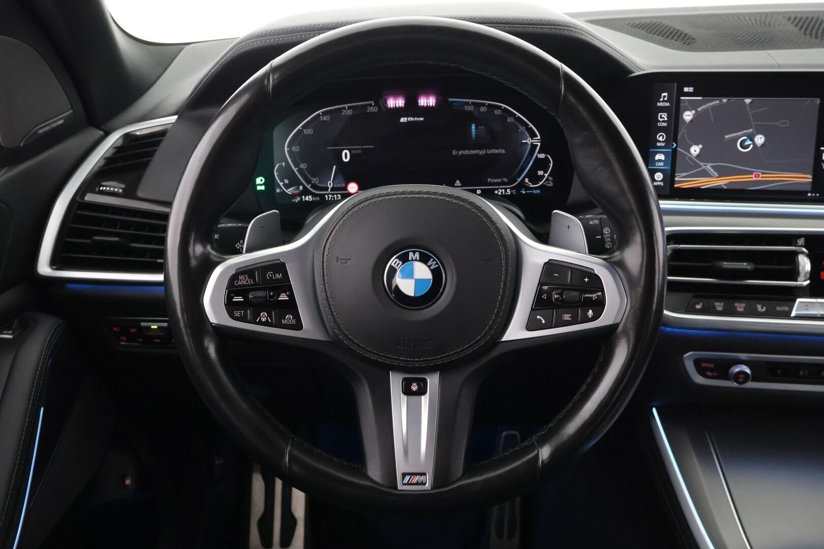 BMW X5 2020 G05 xDrive45e A M sport *Laser / DAP / ACC / BLIS / Ilma-alusta / Koukku / HUD / 360° / Harman/Kardon / Comfort Access* - 3,99 % KORKOTARJOUS TÄHÄN AUTOON 16.9. ASTI! - Harvinainen Suomi-auto! / Näyttävä ja kattavasti varusteltu!
