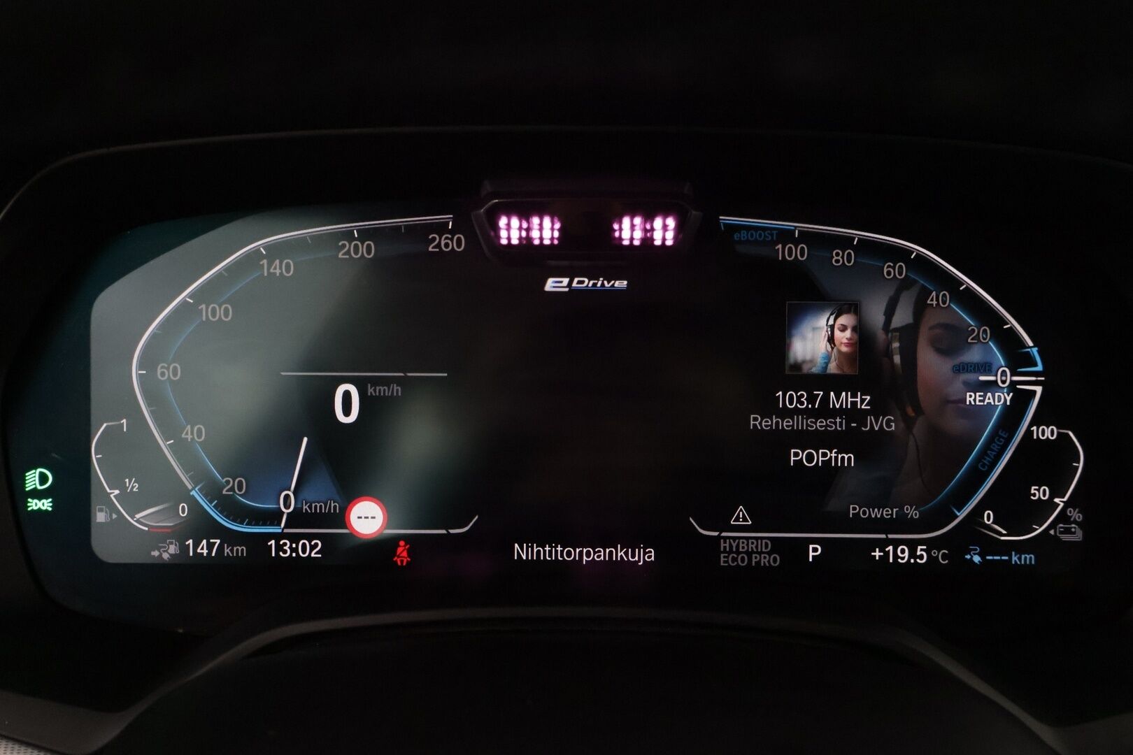 BMW X5 2020 G05 xDrive45e A M sport *Laser / DAP / ACC / BLIS / Ilma-alusta / Koukku / HUD / 360° / Harman/Kardon / Comfort Access* - Harvinainen Suomi-auto! / Näyttävä ja kattavasti varusteltu! - HULLUT BLACKWEEK JATKOT - KORKOTARJOUS 2,49%