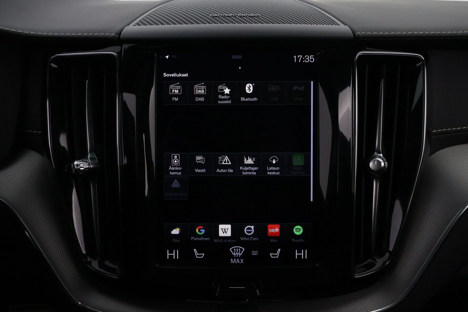 Volvo XC60 2021 T8 TwE AWD Business R-Design aut * Webasto / Adapt.Vakkari / Harman&Kardon / Vetokoukku / Panoraama / Ilma-Alusta / Peruutuskamera - Suomiauto / Merkkihuollot / Jakopää tehty / Facelift!