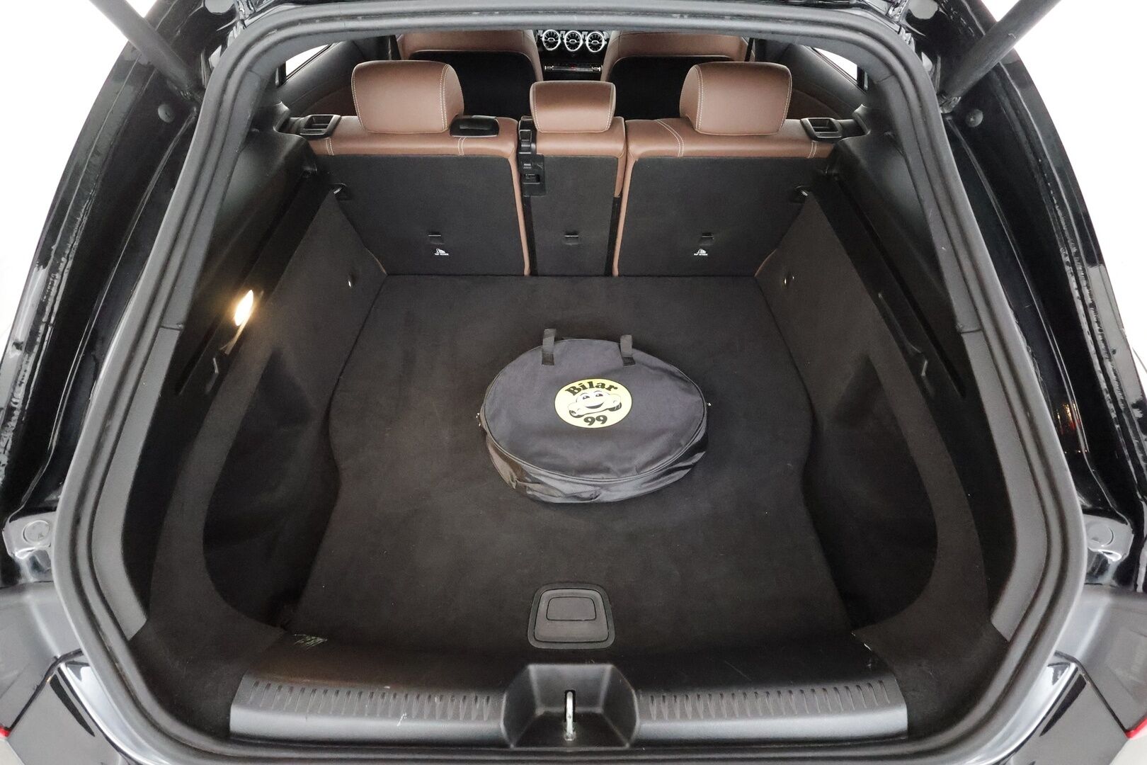 Mercedes-Benz CLA 2021 250 e A Shooting Brake Business Progressive EQ Power - Distronic+ | Multibeam | Midline | Koukku | Widescreen | Suomi-auto / Kahdet renkaat | Merkkihuollettu | SOH 91,9% 