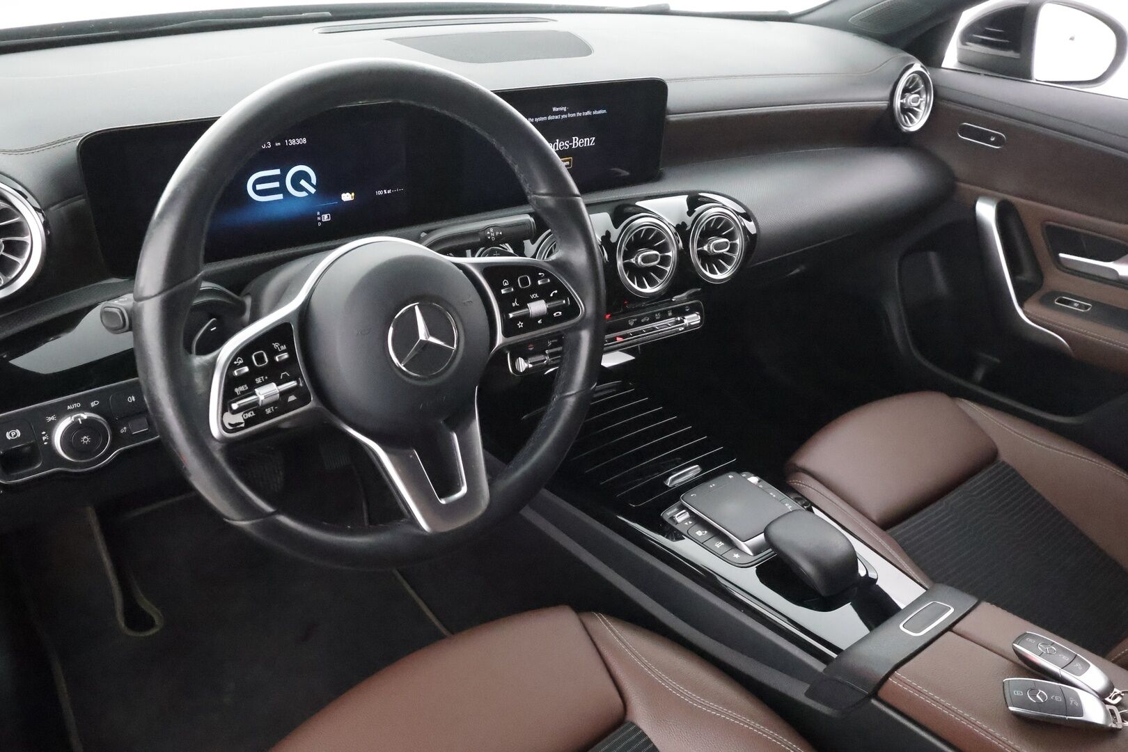 Mercedes-Benz CLA 2021 250 e A Shooting Brake Business Progressive EQ Power - Distronic+ | Multibeam | Midline | Koukku | Widescreen | Suomi-auto / Kahdet renkaat | Merkkihuollettu | SOH 91,9% 