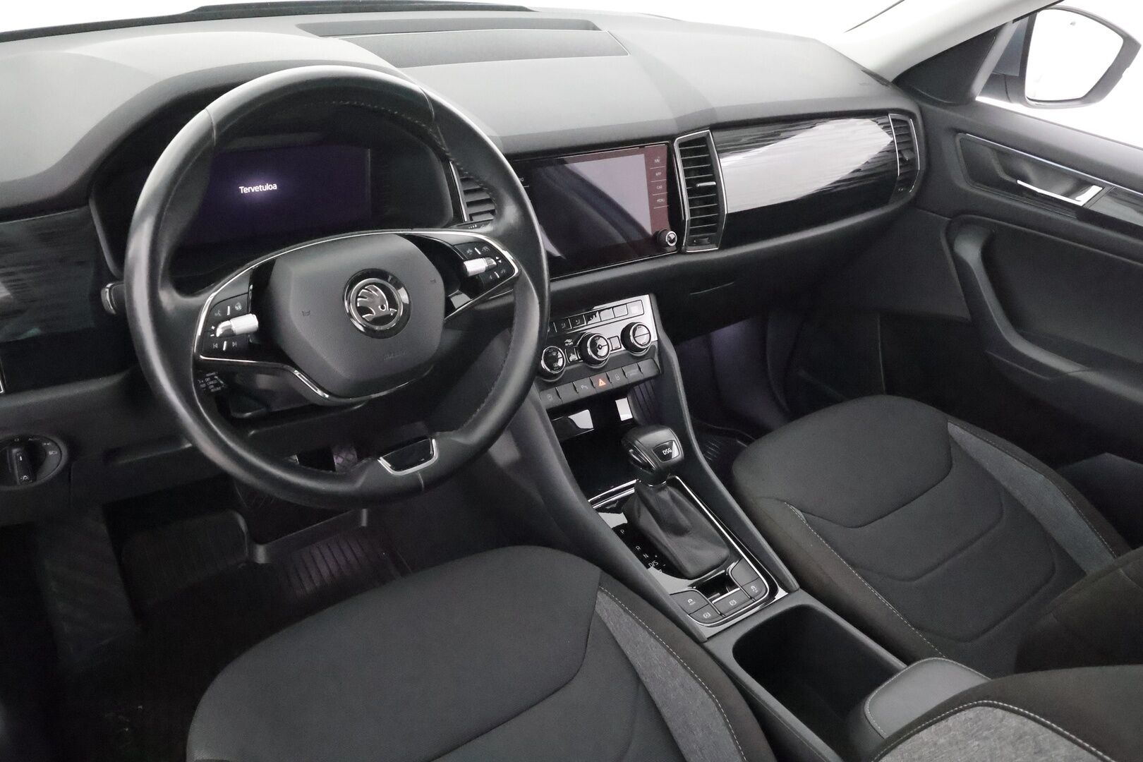 Skoda Kodiaq 2021 2,0 TDI 150 "125 EDITION" DSG * Webasto / Koukku / ACC / LED / P.kamera / Navi / Keyless * - Suomi-auto / Kahdet renkaat aluvanteilla / Merkkihuollot