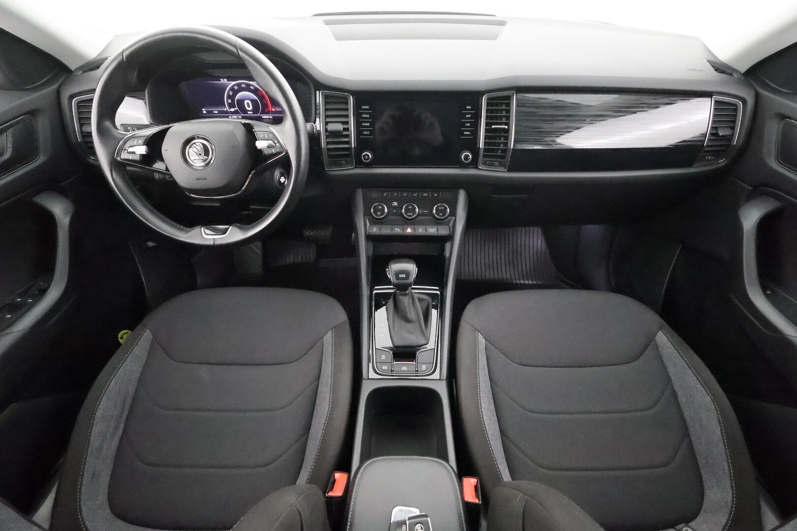 Skoda Kodiaq 2021 2,0 TDI 150 "125 EDITION" DSG * Webasto / Koukku / ACC / LED / P.kamera / Navi / Keyless * - Suomi-auto / Kahdet renkaat aluvanteilla / Merkkihuollot