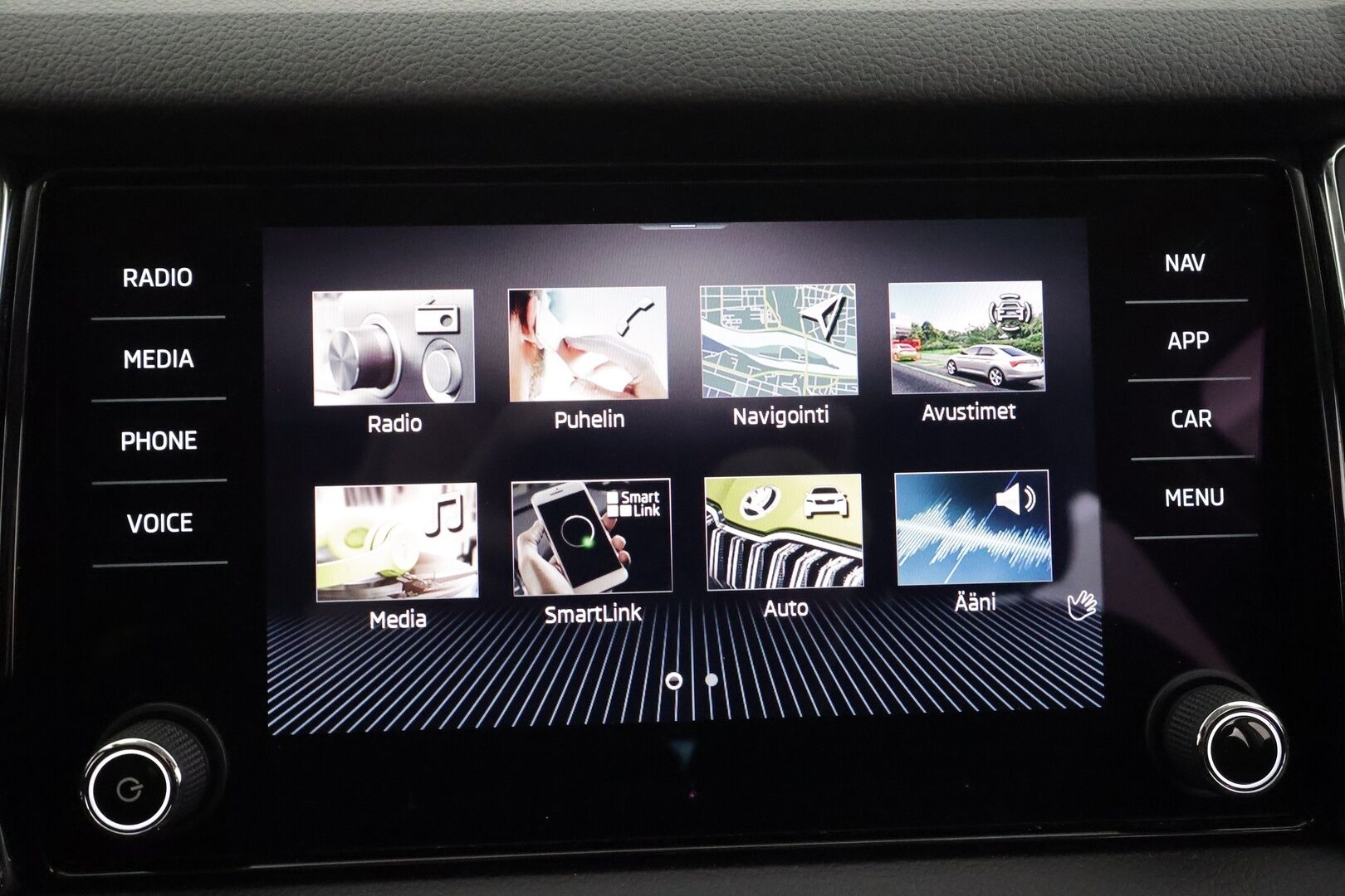 Skoda Kodiaq 2021 2,0 TDI 150 "125 EDITION" DSG * Webasto / Koukku / ACC / LED / P.kamera / Navi / Keyless * - Suomi-auto / Kahdet renkaat aluvanteilla / Merkkihuollot