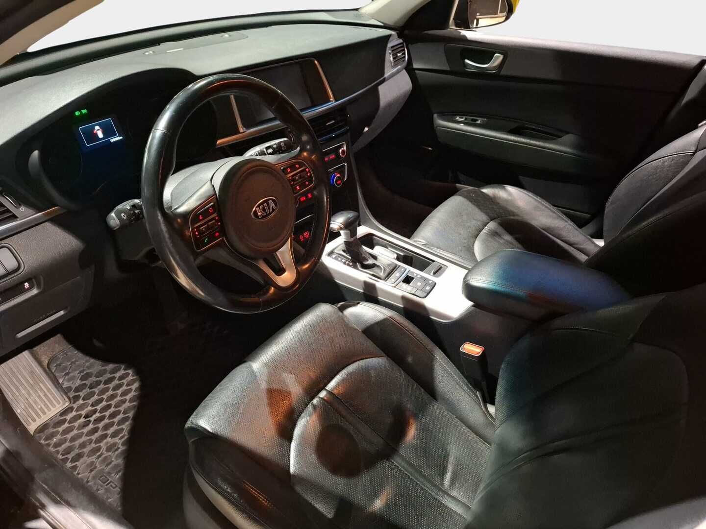 Kia Optima 2018 2,0 GDI PHEV Business Luxury SW A/T * Adapt.Vakkari / Harman&Kardon / Koukku / Ilmastoidut Nahat / Peruutuskamera - Supervarusteet / Juuri tullut Tampereelle!