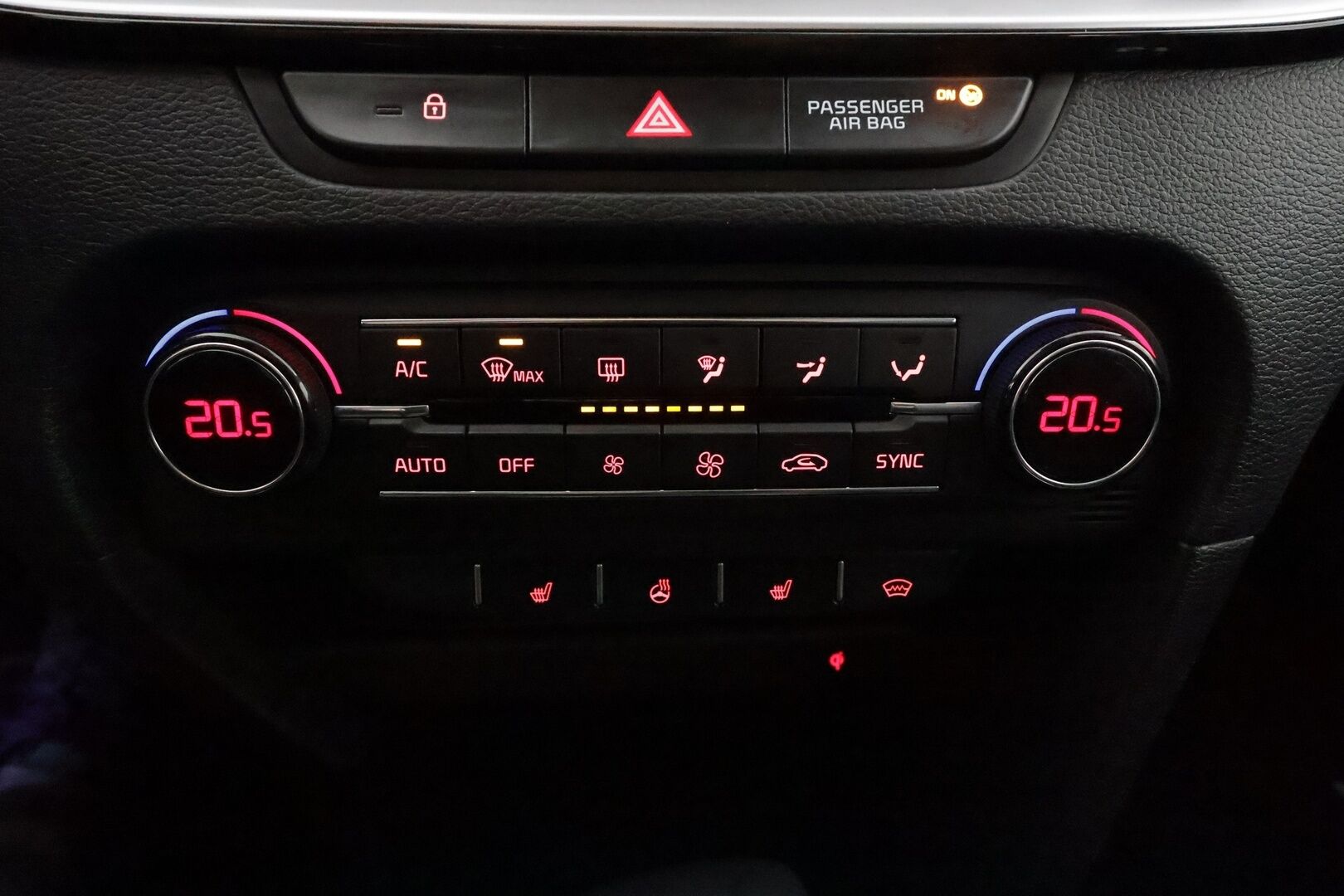 Kia ProCeed 2021 1,6 T-GDI ISG 204hv GT-Line DCT A/T * Panorama / JBL / Digimittaristo / Muistipenkki / ACC / P.Kamera * - Facelift / Suomi-auto / Kahdet renkaat aluvanteilla