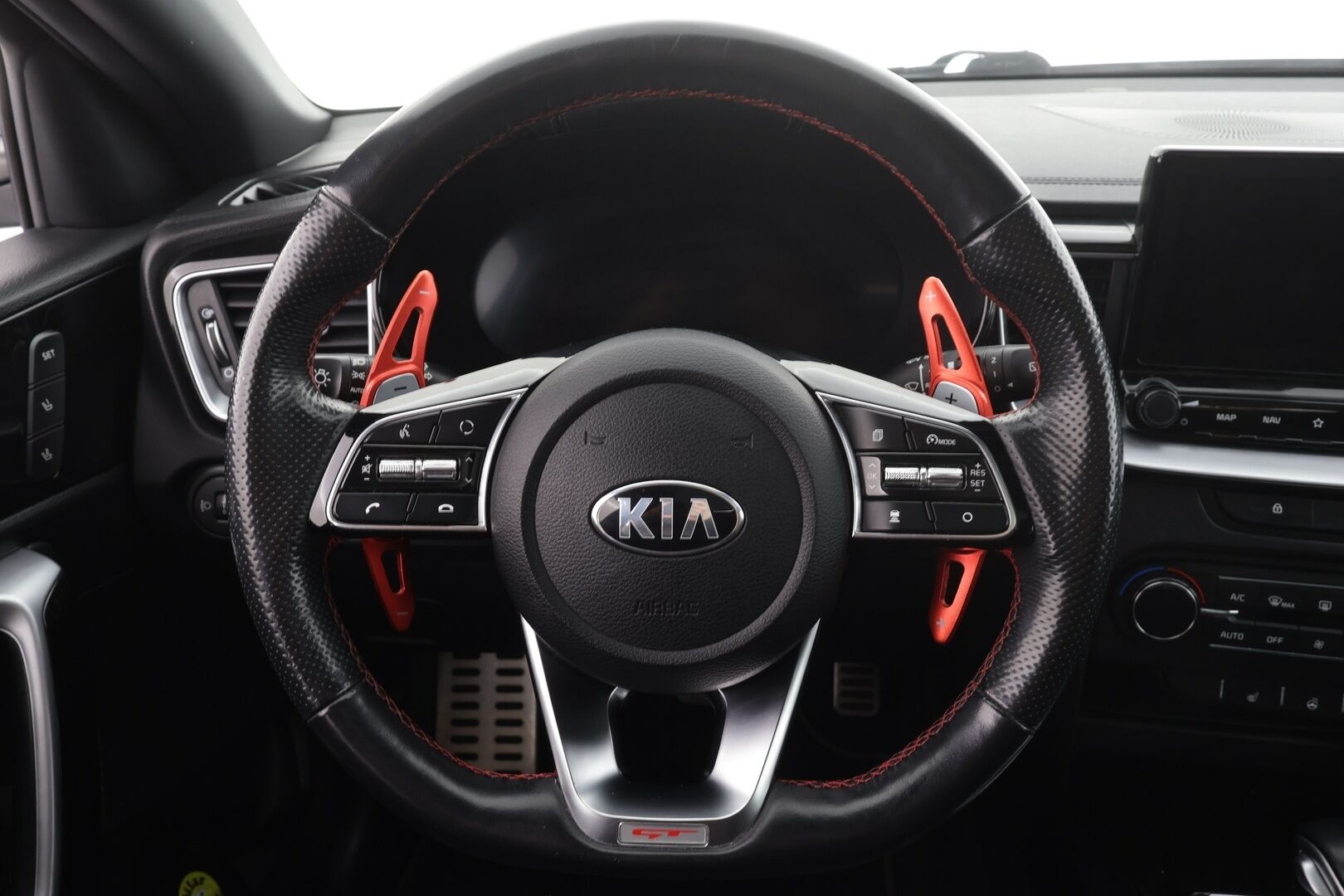 Kia ProCeed 2021 1,6 T-GDI ISG 204hv GT-Line DCT A/T *POIKKEUKSELLINEN SUPERHINTA!* - Panorama | JBL | Digimittaristo | Muistipenkki | ACC | Kamera | Facelift! | Suomi-auto | Kahdet renkaat aluvanteilla | Viimeisin huolto 170tkm! 