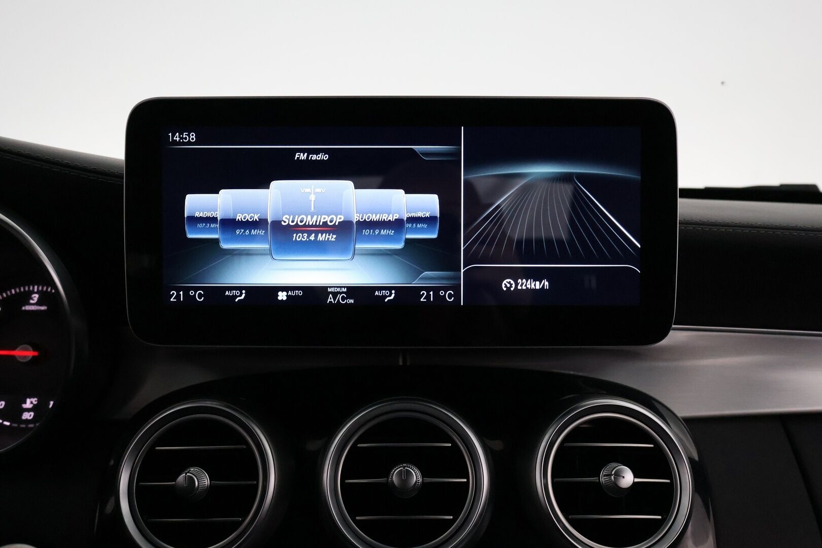 Mercedes-Benz C 2015 220 BlueTec A AMG - | Adapt. vak. | Webasto | Burmester | Muistipenkki | BLIS | P-Kamera | Kaistavahti