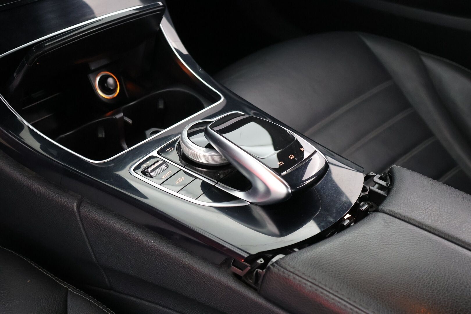 Mercedes-Benz C 2015 220 BlueTec A AMG - | Adapt. vak. | Webasto | Burmester | Muistipenkki | BLIS | P-Kamera | Kaistavahti