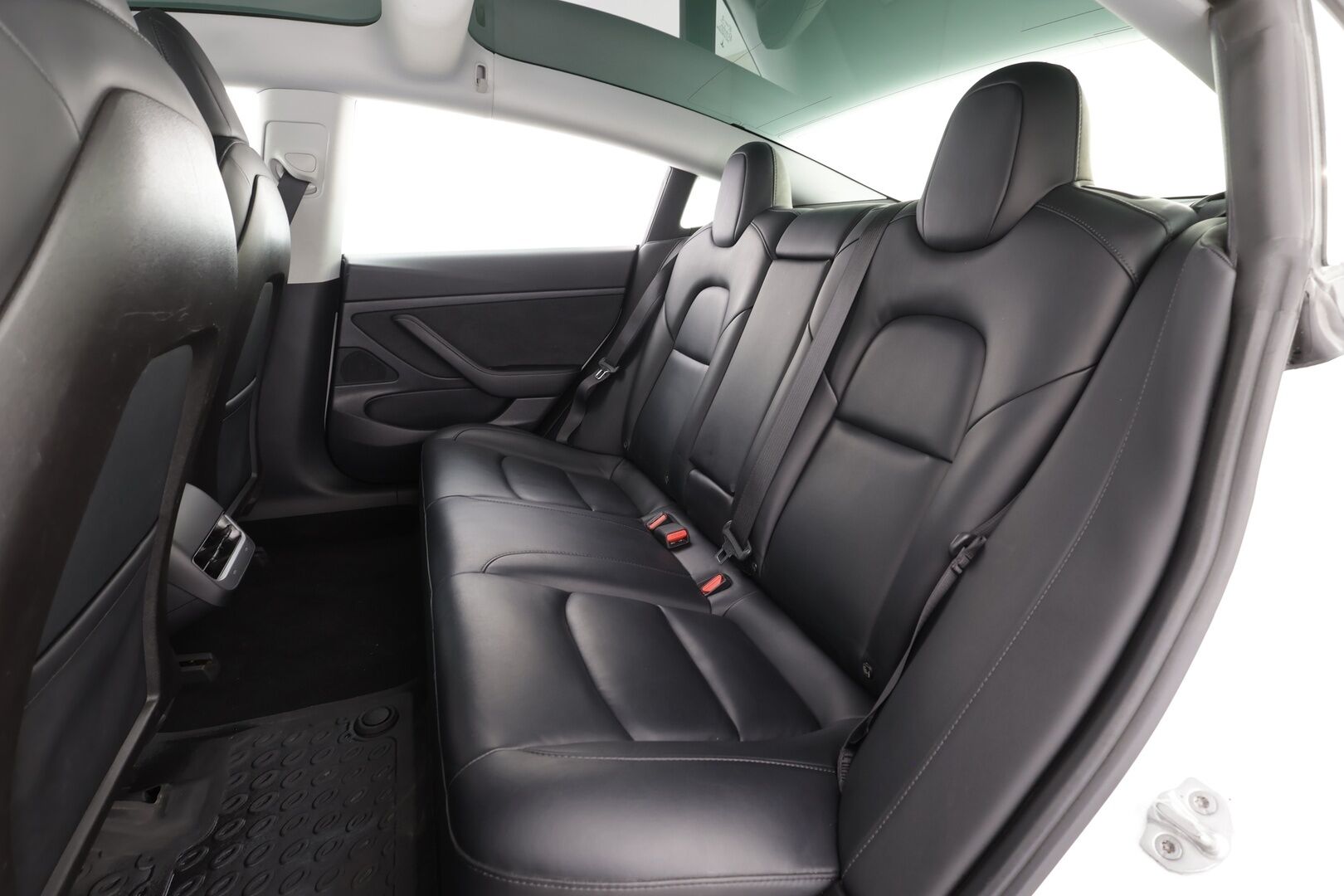 Tesla Model 3 2020 Standard RWD Plus - | Lasikatto | ACC | LED | P.Kamera | Muistipenkki | Premium Speakers | Navi | Kaistavahti | Keyless | Suomi-auto | 