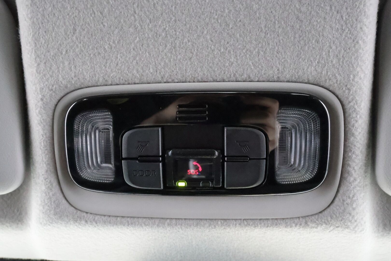 Toyota Yaris 2021 1,5 Hybrid Active Business * Sisätilanlämmitin / ACC / LED / P.Kamera / Navi / Kaistavahti / Keyless * - Kahdet renkaat aluvanteilla / Merkkihuollot / Suomi-auto 