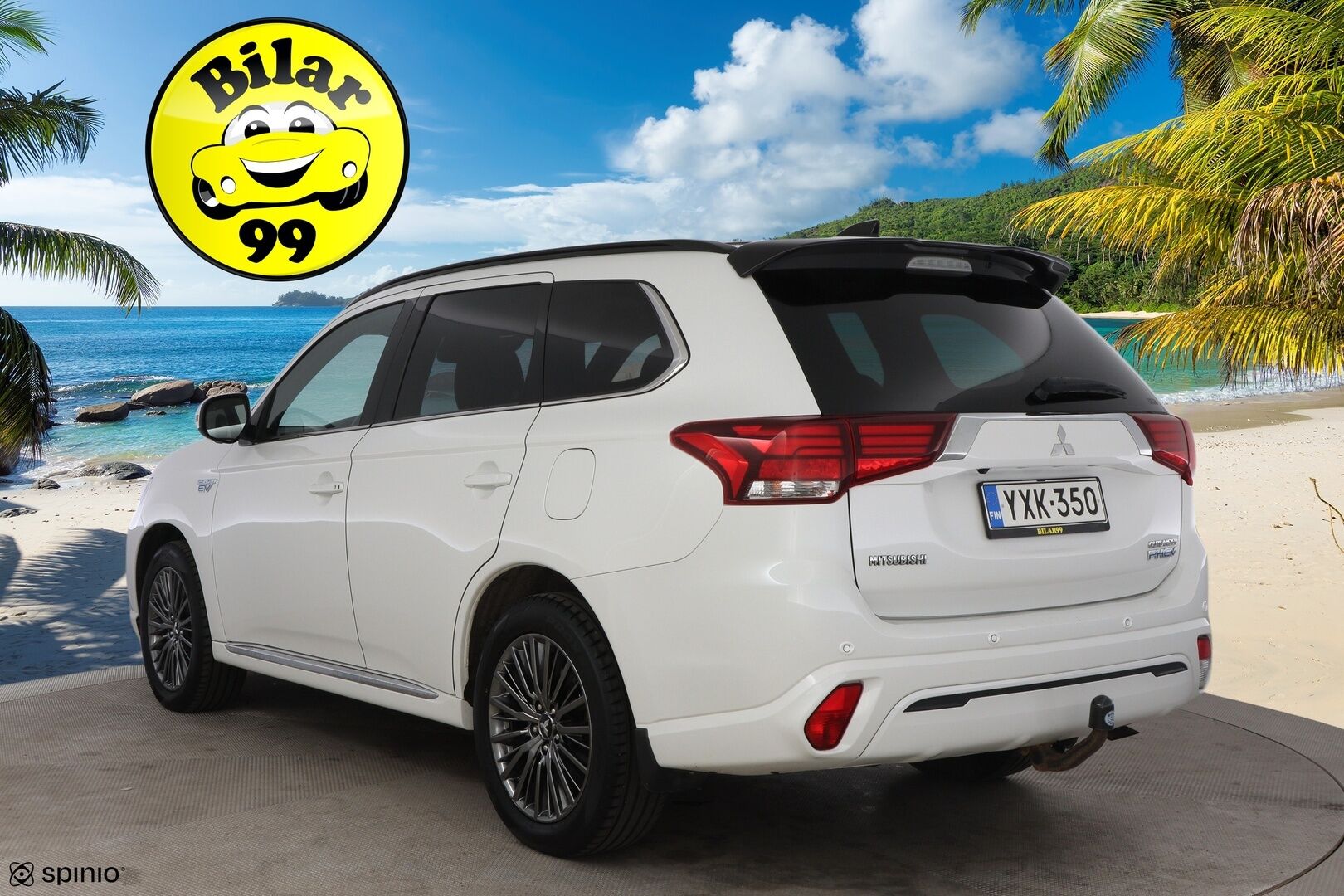 Mitsubishi Outlander 2019 Intense Business 4WD 5P - Adapt.Vakkari / Timanttinahat / 360° Kamera / Rockford / Lämm.Tuulilasi / Kattoluukku / Vetokoukku / KeyLess / Supervarusteet! 