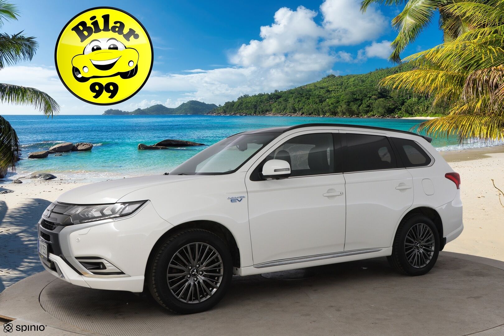 Mitsubishi Outlander 2019 Intense Business 4WD 5P - Adapt.Vakkari / Timanttinahat / 360° Kamera / Rockford / Lämm.Tuulilasi / Kattoluukku / Vetokoukku / KeyLess / Supervarusteet! 