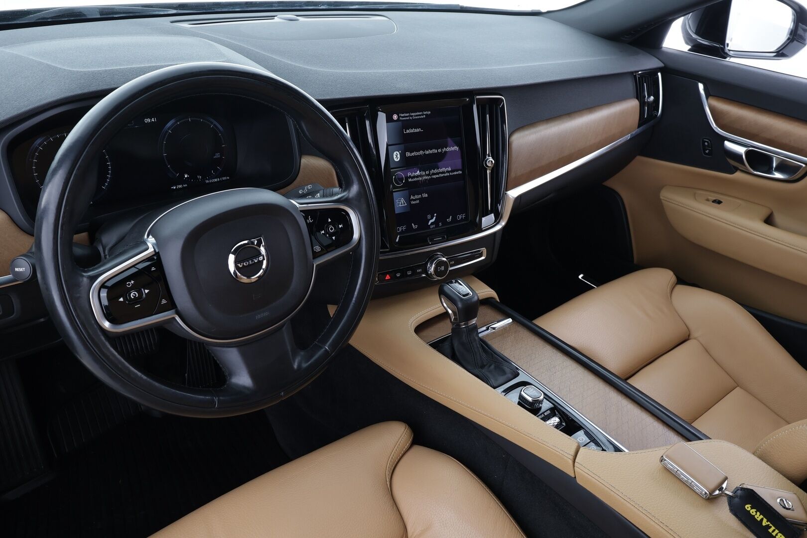 Volvo V90 2018 D4 Inscription aut * Pilot assist / LED / Webasto / Muistipenkki / Sporttinahat / P.tutka * - | Webasto | ACC | Keyless | HIFI | Nahkaverhoilu | 