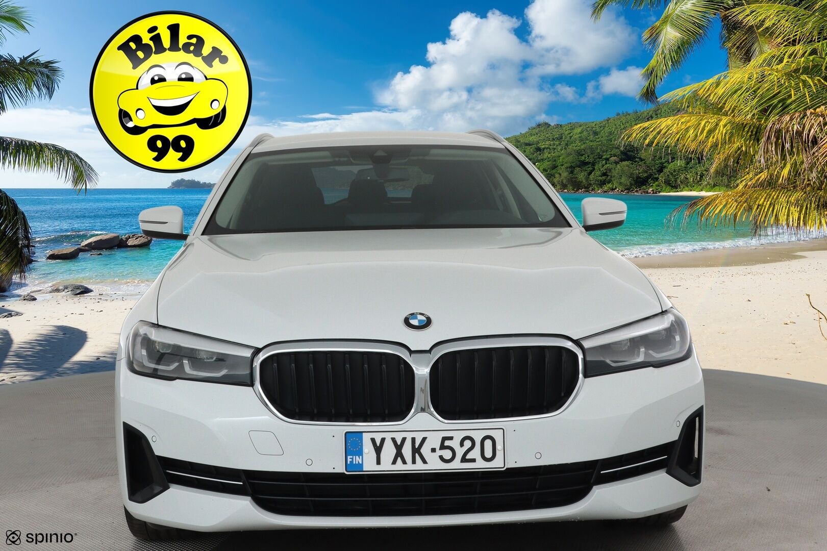 BMW 520 2021 G31 Touring 520d A xDrive **Webasto / Vakkari / Digimittaristo / P.kamera / Hifit / Navi** - Kahdet renkaat aluvanteilla
