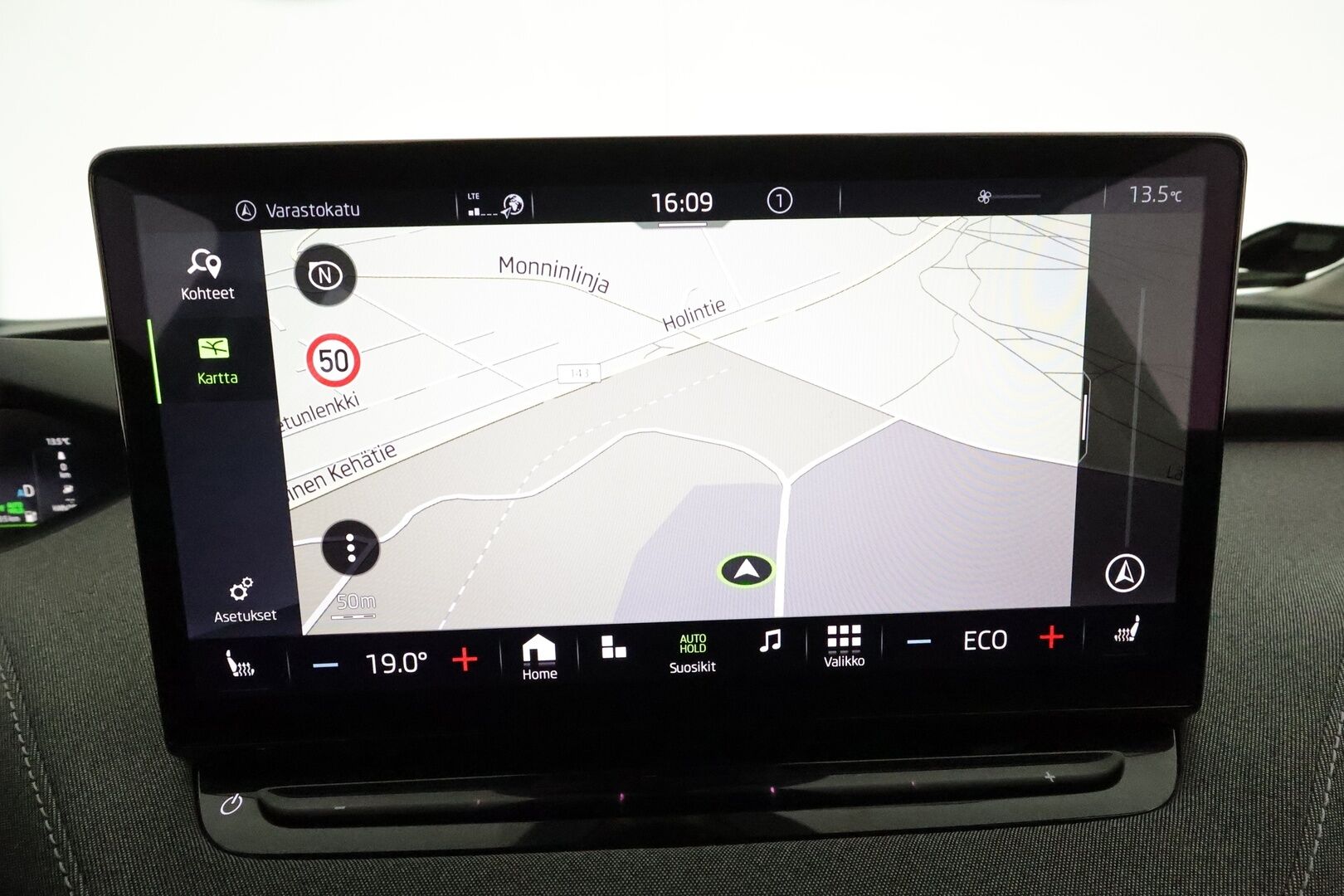 Skoda Enyaq 2021 60 Launch Edition iV *Lämpöpumppu / Adapt.vakkari / P.kamera / Keyless / Navi / Kaistavahti / Apple&Android* - 1-om. Suomi-auto / Merkkihuollettu / Kahdet renkaat aluvanteilla