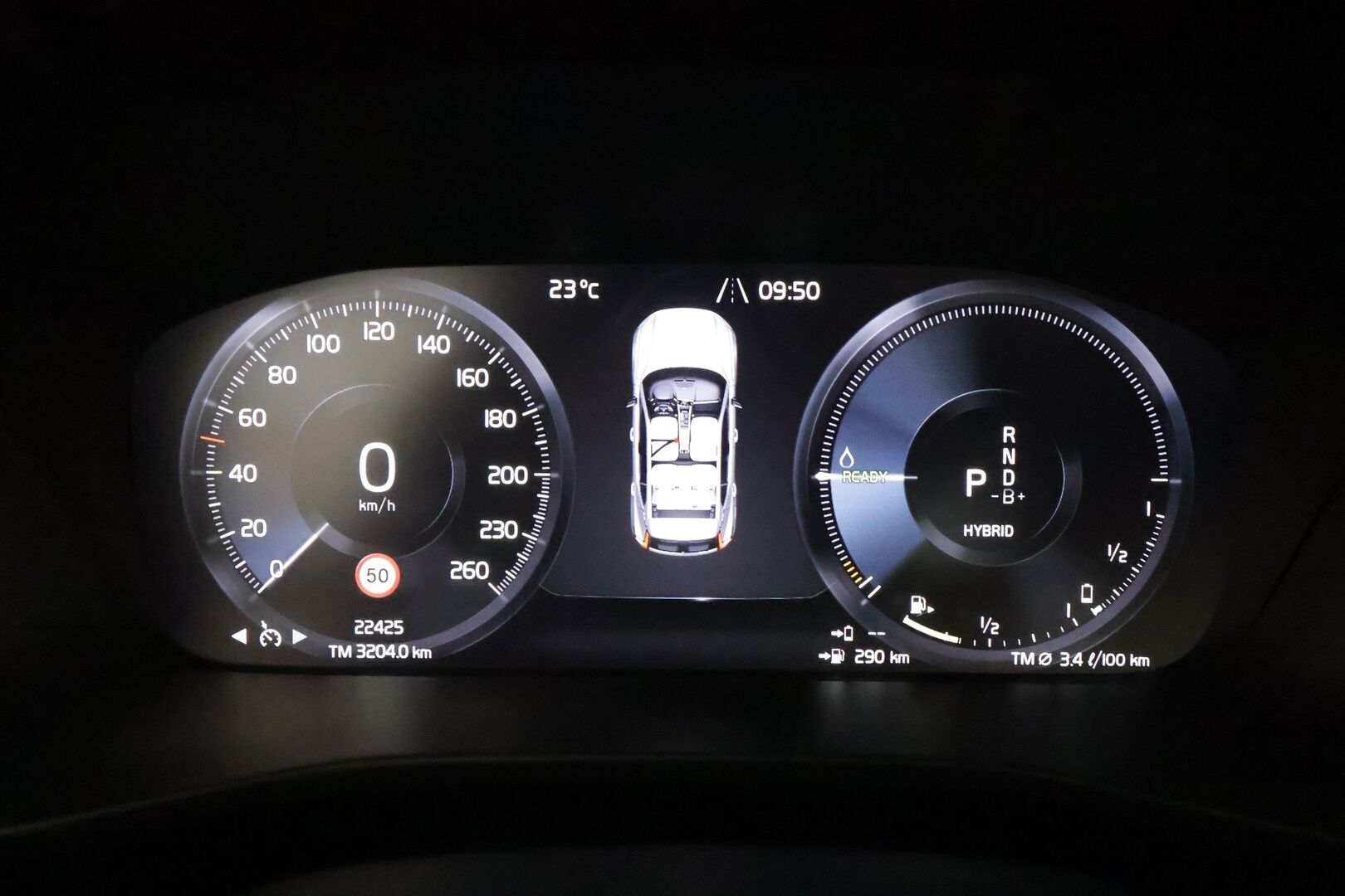 Volvo XC40 2021 T4 TwE Business Inscription Expression aut **Vakkari / Webasto / Digimittaristo / P.kamera / KeylessGo** - 3,99 % KORKOTARJOUS TÄHÄN AUTOON - 1.Om Suomi-auto / Akku kuntotarkastettu / Kahdet renkaat aluvanteilla 