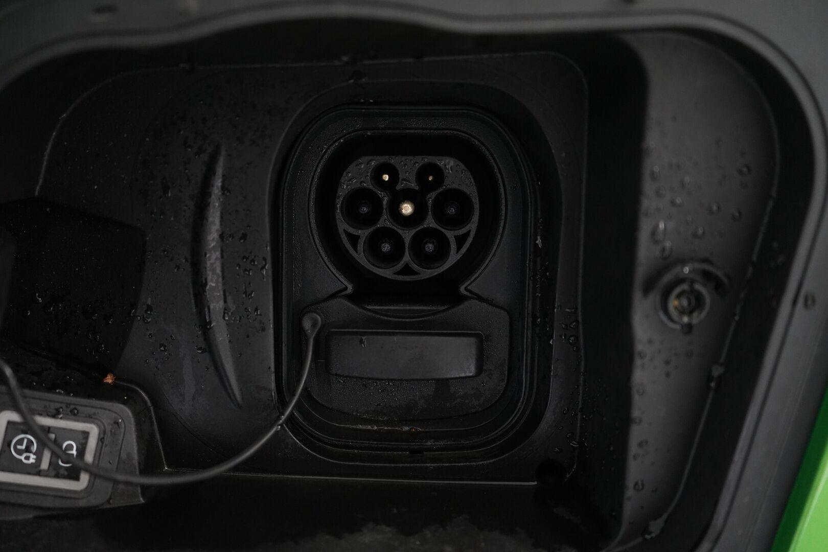 Opel Mokka 2021 Executive 136 automaatti 50 kWh *ACC / Kamera / Keyless / Blis / Ratinlämmitin / Carplay* - Suomi-auto / Merkkihuollot / Kahdet renkaat + vanteet / Viimeisin huolto 79tkm