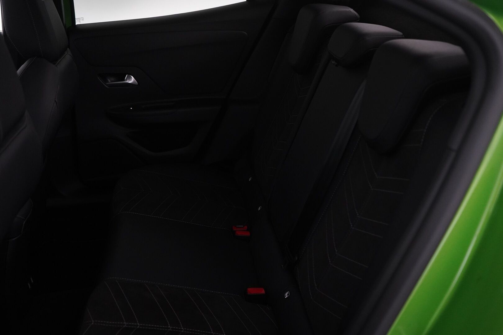 Opel Mokka 2021 Executive 136 automaatti 50 kWh *ACC / Kamera / Keyless / Blis / Ratinlämmitin / Carplay* - Suomi-auto / Merkkihuollot / Kahdet renkaat + vanteet / Viimeisin huolto 79tkm