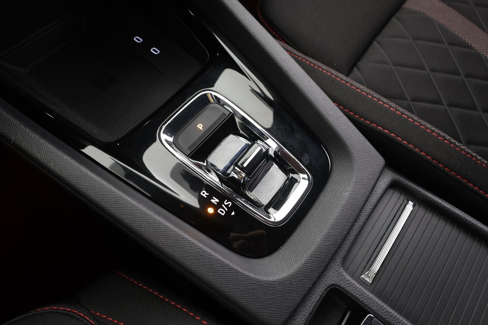 Skoda Octavia 2021 1.4 TSI Combi PHEV RS iV DSG Autom. - ACC | Webasto | Skoda Crystal Matrix-LED | P.Kamera | Apple&Android | Suomi-auto | Kahdet Renkaat Skodan vanteilla