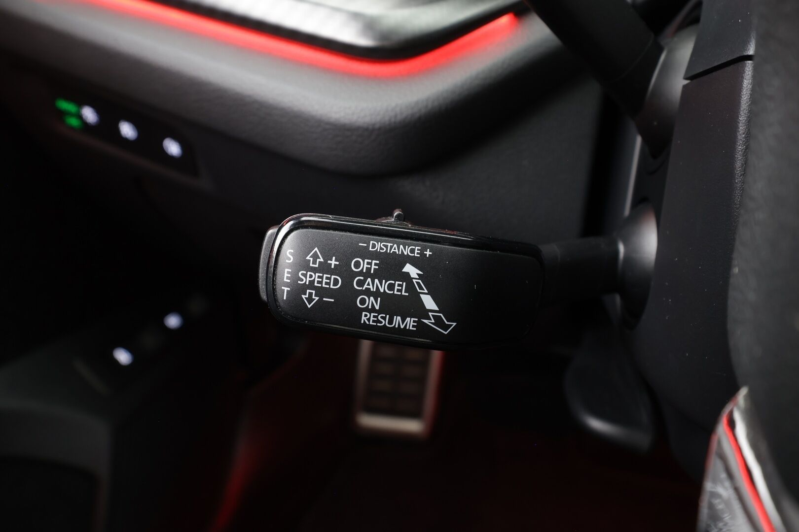 Skoda Octavia 2021 1.4 TSI Combi PHEV RS iV DSG Autom. - ACC | Webasto | Skoda Crystal Matrix-LED | P.Kamera | Apple&Android | Suomi-auto | Kahdet Renkaat Skodan vanteilla