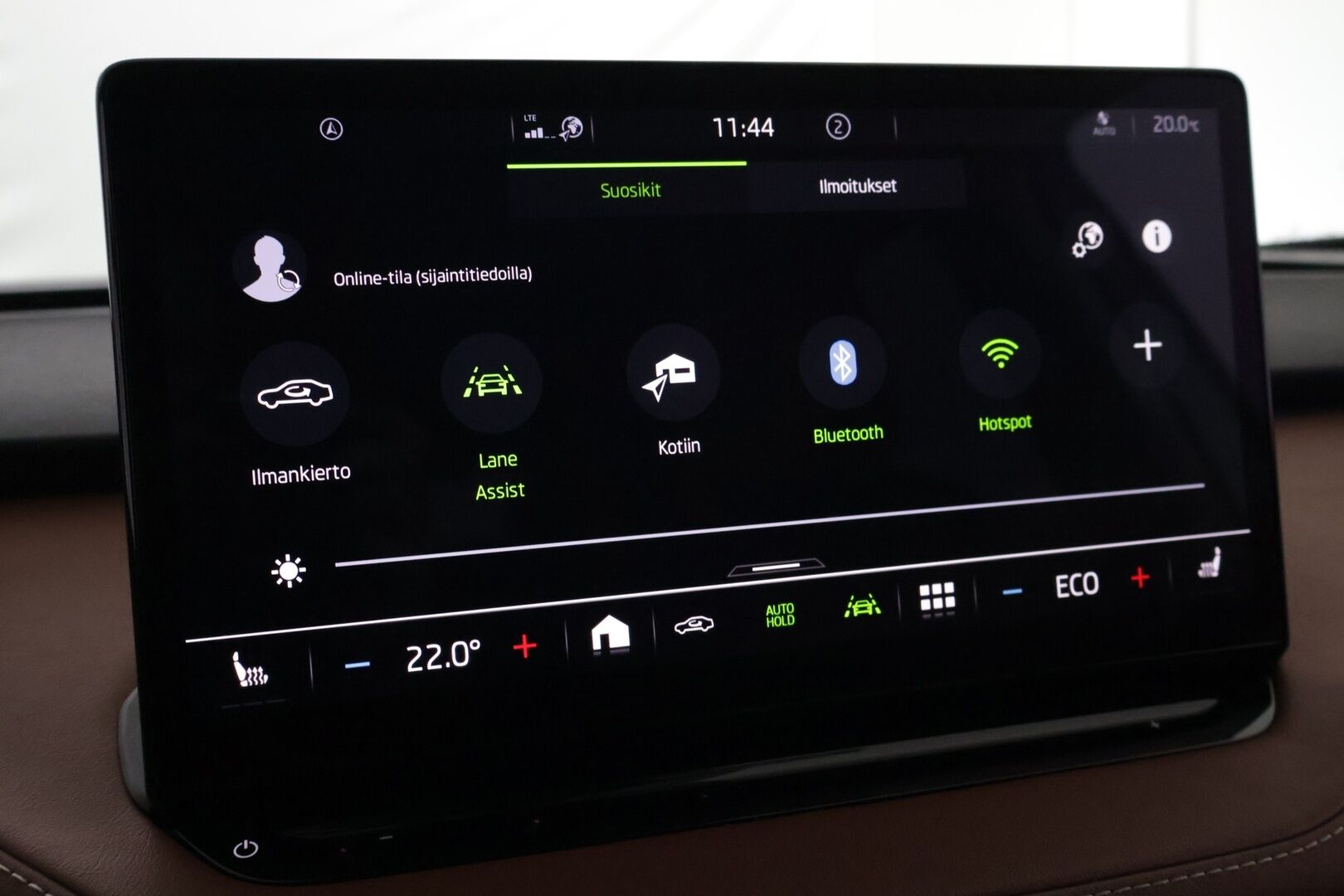 Skoda Enyaq 2021 80 "125 EDITION" iV - Suomi-auto | ecoSuite Nahkasisusta | ACC | ILP | BLIS | P-kamera | Vetokoukku | Navi | Muistipenkki | Matrix LED | 2x Renkaat | Lämmitettävä tuulilasi 