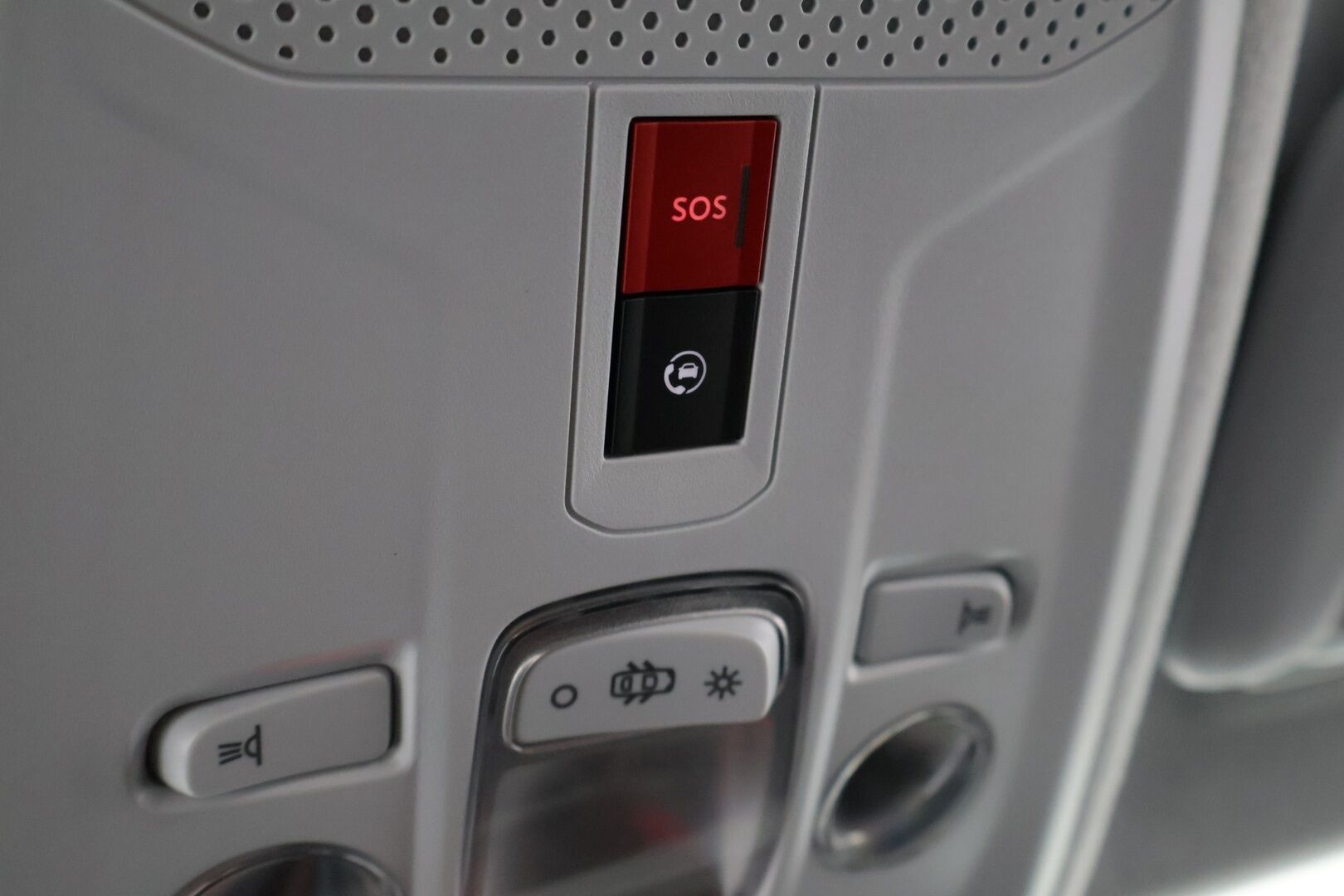 Opel Mokka 2021 Executive 136 automaatti 50 kWh *ACC / Matrix-LED / P-kamera / BLIS / Nahka-Alcantra / Navi / KeyLess / Digimittaristo* - Suomi-auto / 1.Omisteinen / 2 uudet renkaat!*