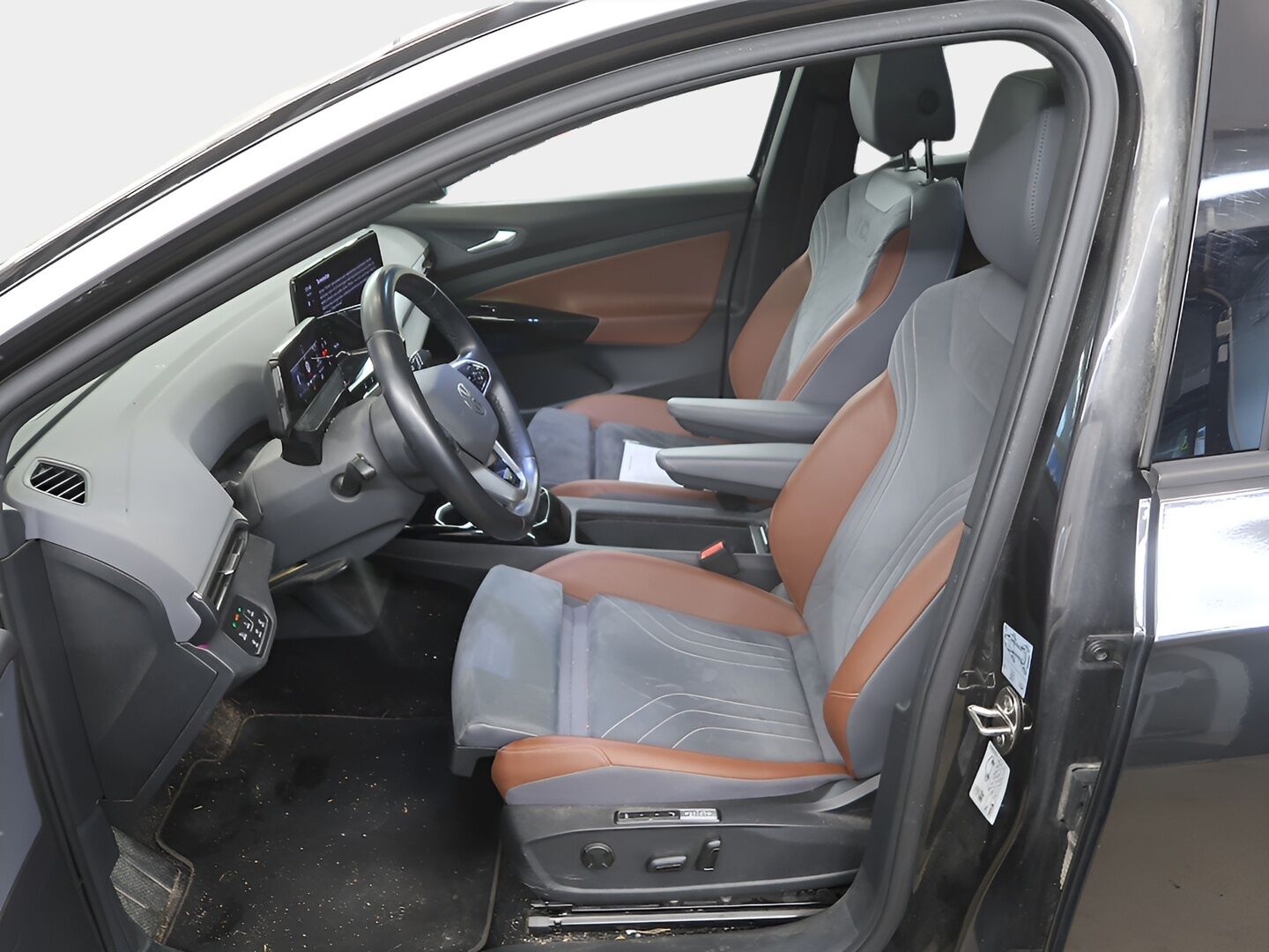 Volkswagen ID.4 2021 Pro Performance Max 150kW 77kwh / ALV / 1.om. Suomi-auto / Lasikatto / HUD / ACC / ILP / Koukku - 360°-kamera / Matrix-LED / Kahdet OEM-Vanteet / Adaptiivinen alusta / Muistipenkit