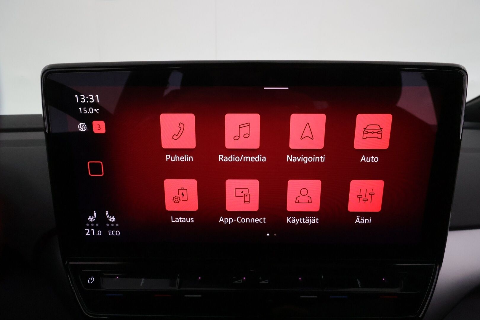 Volkswagen ID.4 2021 Pro Performance Max 150kW **HUD / Lasikatto / Lämpöpumppu / Koukku / ACC / 360° / Hierovat Sportpenkit Muistilla** - Matrix-LED / 1.om Suomi-auto / 2x Latauskaapelit / Kahdet Renkaat / Merkkihuollettu! / **HUIPPU KAMOILLA**