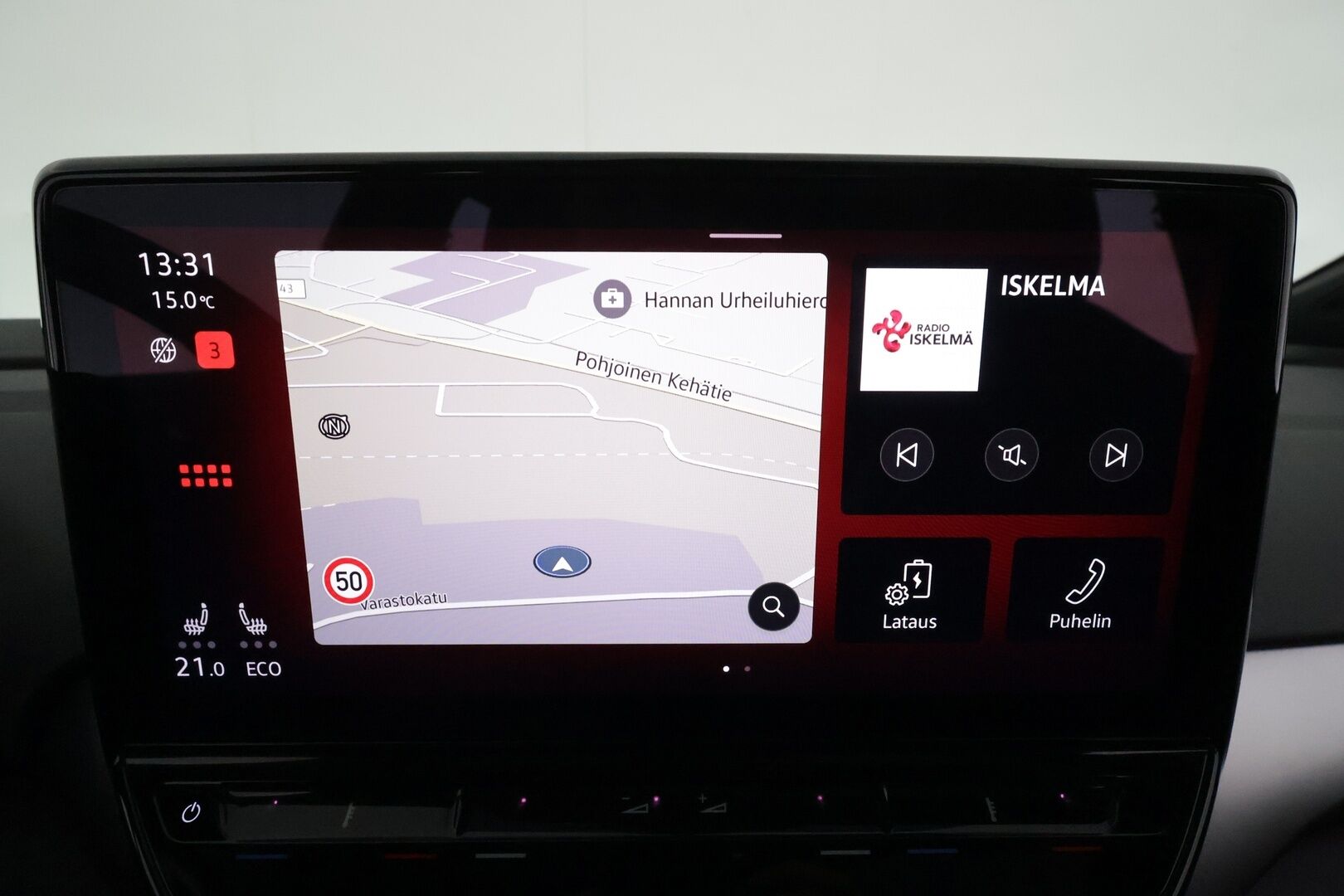 Volkswagen ID.4 2021 Pro Performance Max 150kW **HUD / Lasikatto / Lämpöpumppu / Koukku / ACC / 360° / Hierovat Sportpenkit Muistilla** - Matrix-LED / 1.om Suomi-auto / 2x Latauskaapelit / Kahdet Renkaat / Merkkihuollettu! / **HUIPPU KAMOILLA**
