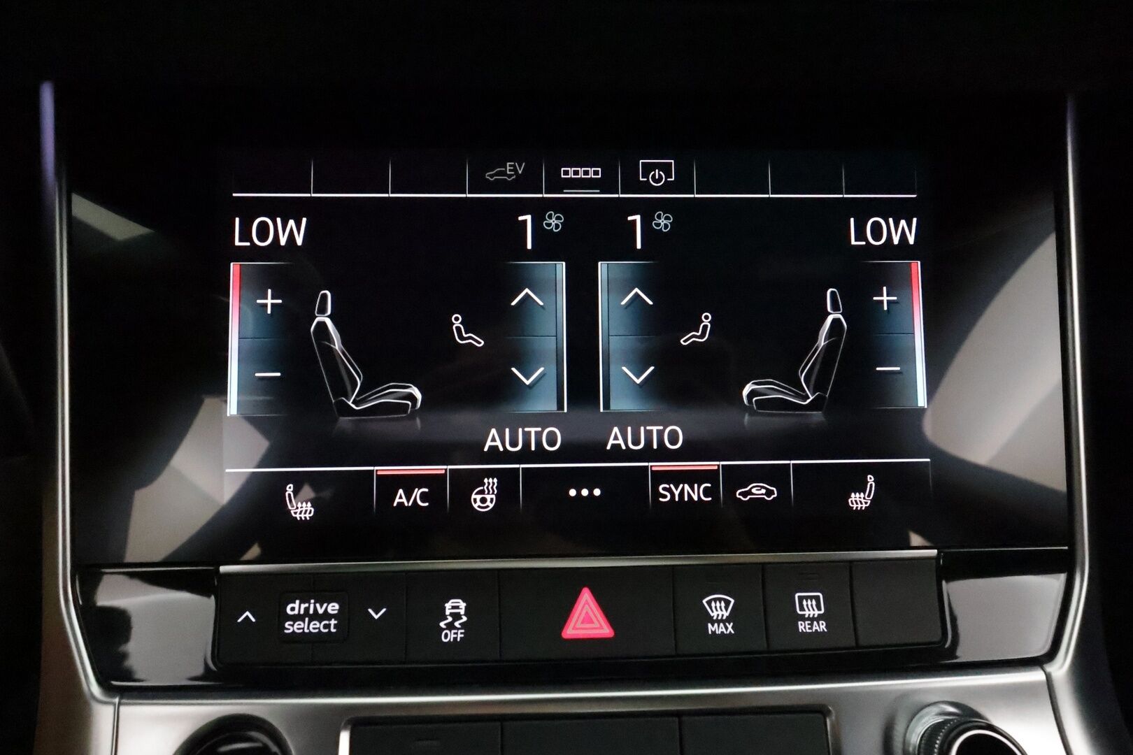 Audi A6 2021 Avant Business Sport S-Line 50TFSI e quattro S-tronic Electrified **Panorama / B&O / Koukku / ACC / Matrix-LED** - 3,99 % KORKOTARJOUS TÄHÄN AUTOON - 1-om Suomi-auto / Kamera / 2x Latauskaapelit / Kahdet Renkaat / Merkkihuollettu! / **SUPER KAMOILLA**