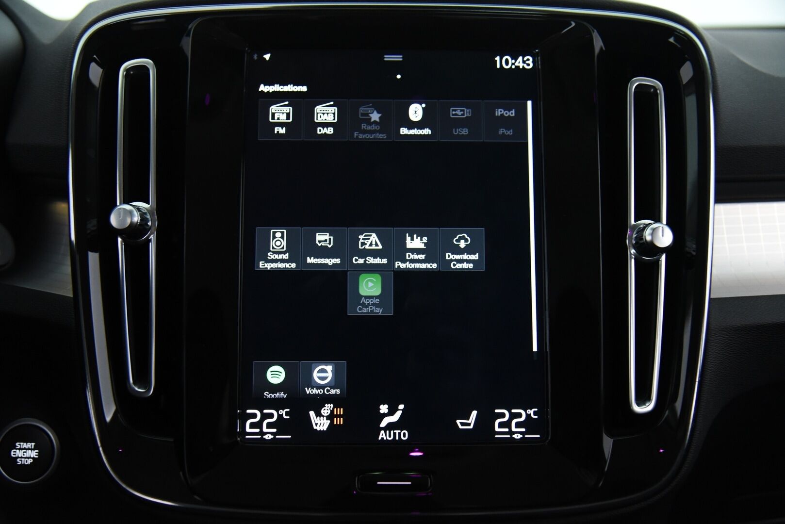 Volvo XC40 2021 T4 TwE Business Inscription / ACC / H&K / Webasto / BLIS / Pilot Assist / SoH 88.9%! / Sähkökontti / Urheiluistuimet - Kattavasti varusteltu & hyvin huollettu! 2x Renkaat!