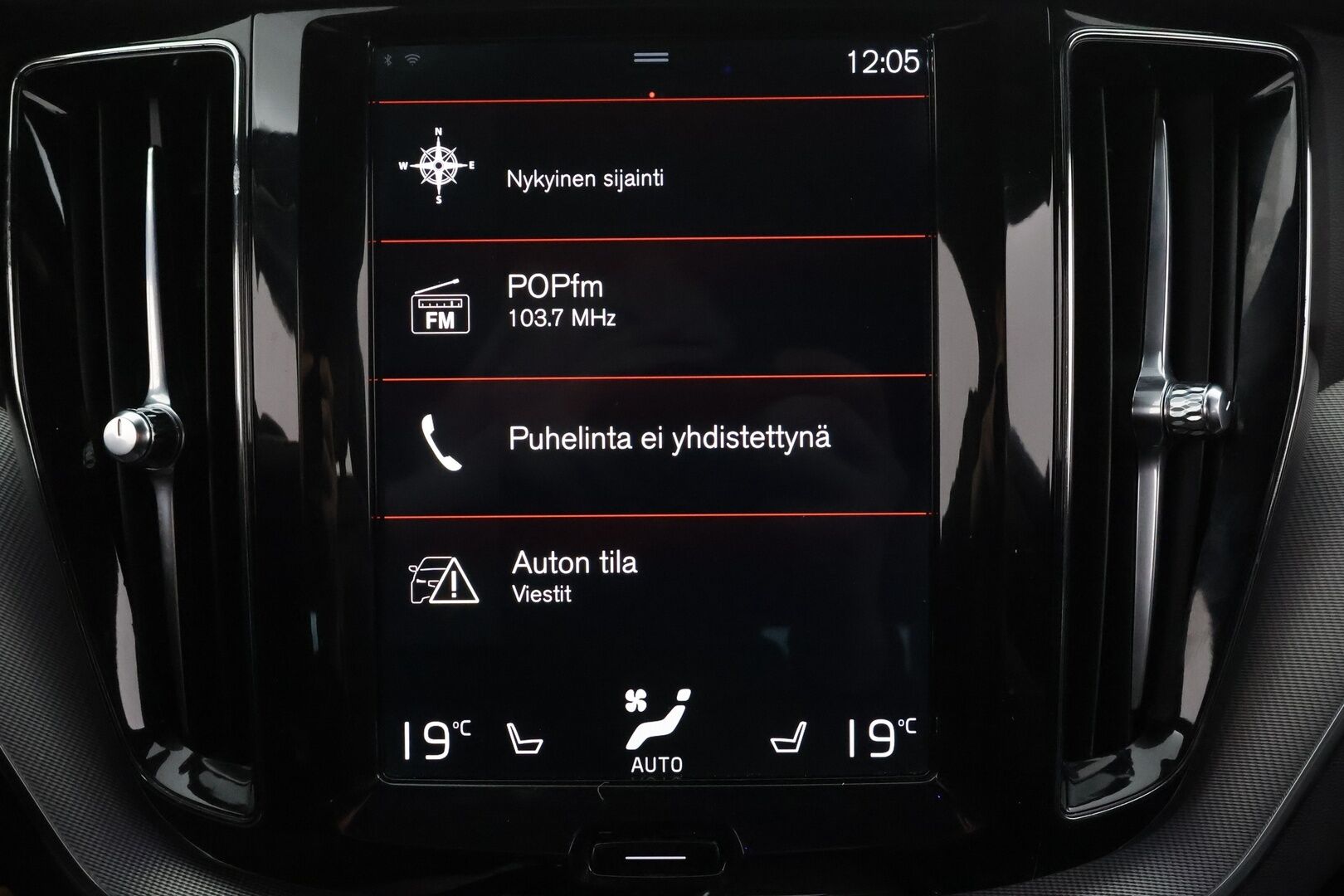 Volvo XC60 2018 D4 AWD R-Design aut - | ACC | Webasto | Koukku | Full LED | Muistipenkki | BLIS | Navi | Keyless | P.tutkat |