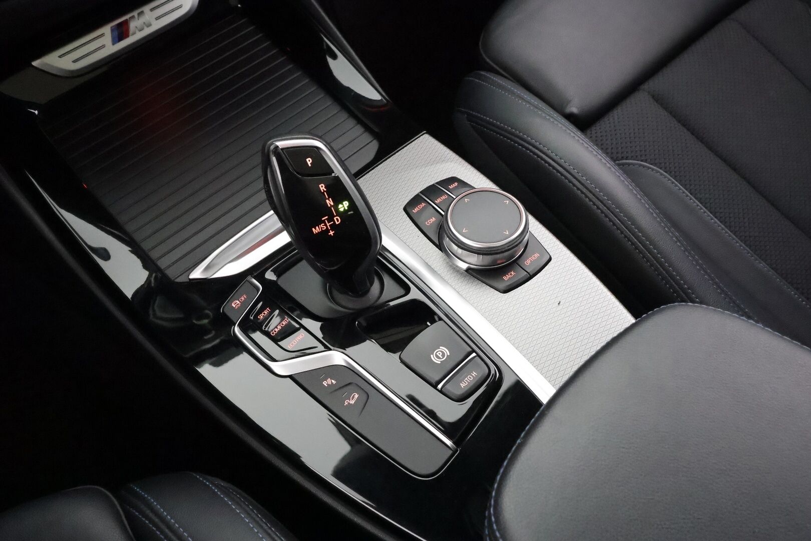 BMW X3 2018 G01 xDrive M40i A M Performance - Panorama | Adap.LED | Webasto | Koukku | Sporttipenkit | Vakkari | P.tutkat