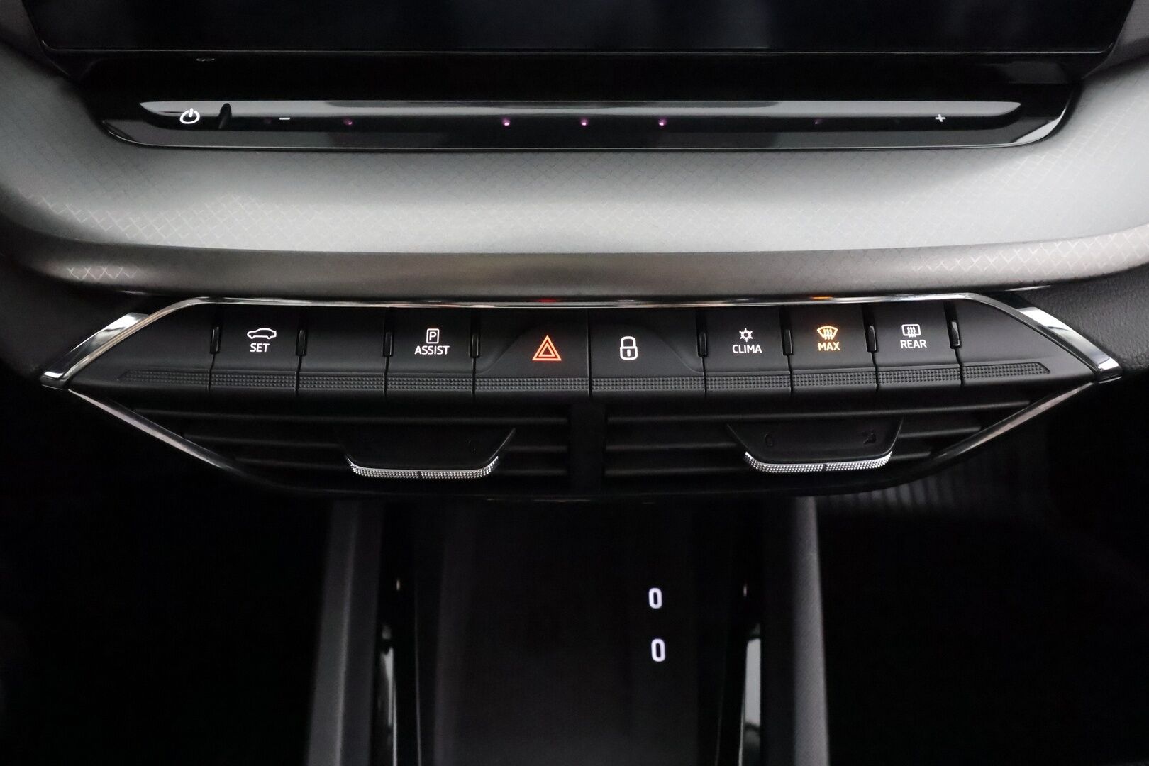 Skoda Octavia 2021 Combi 1,5 TSI Ambition eTEC DSG * Webasto / Koukku / Vakkari / P.kamera / Keyless / Ratinlämmitin / Digimittaristo * - Suomi-auto / Merkkihuollettu