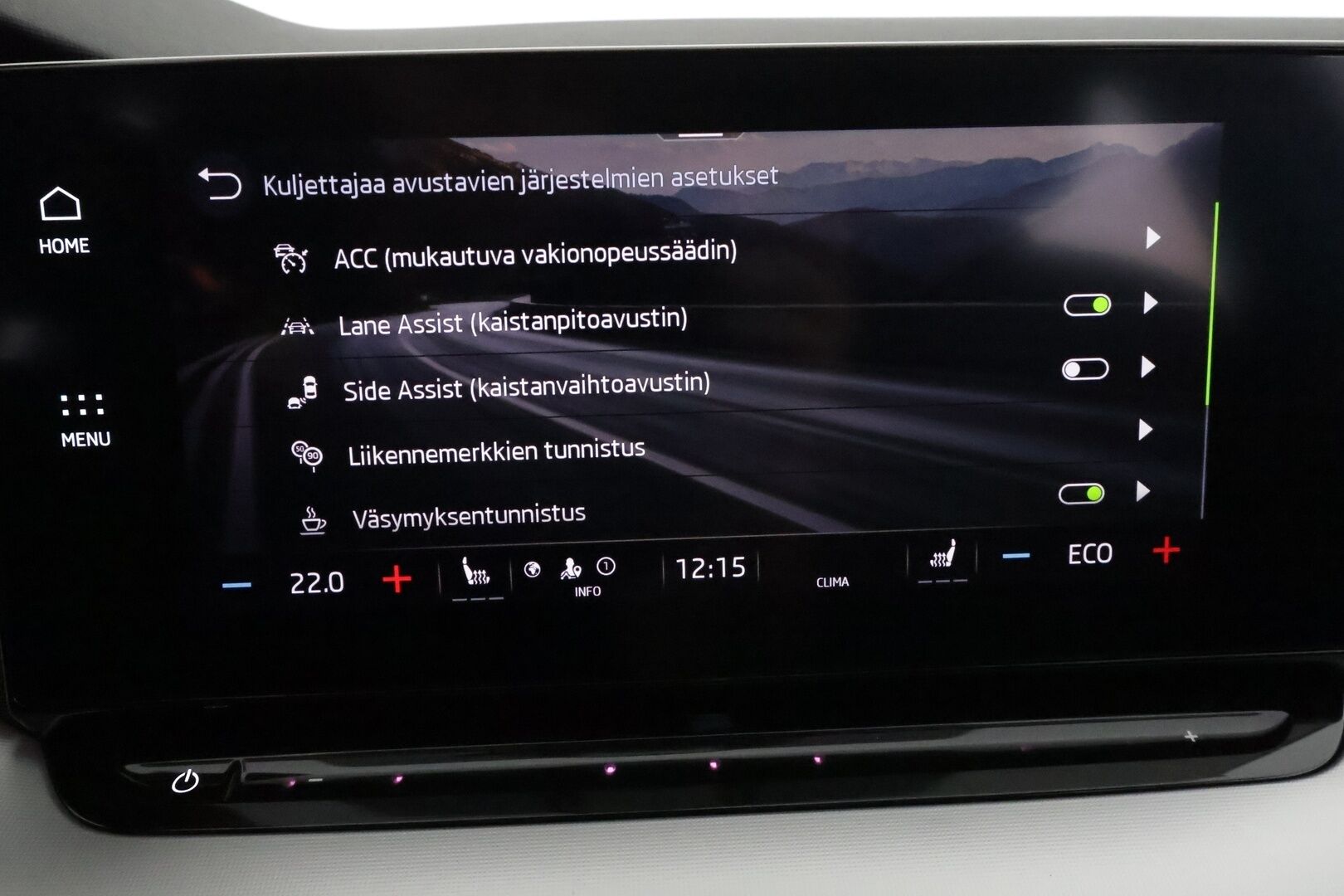 Skoda Octavia 2021 Combi 1,4 TSI PHEV Style iV DSG **Webasto / Adapt.Vakkari / Matrix-LED / P.kamera / Navi / Kaistavahti / Keyless** - 1-om Suomi-auto / 2x Latauskaapelit / Kahdet Renkaat / Merkkihuollettu!