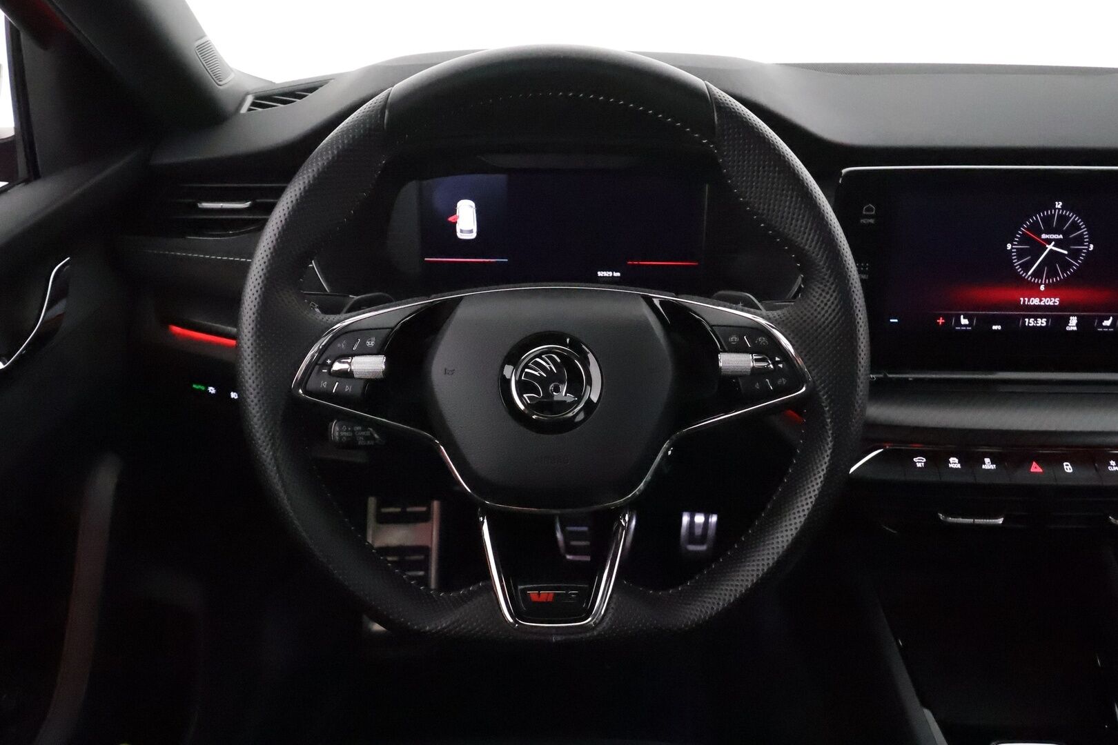 Skoda Octavia 2021 Combi 1,4 TSI PHEV RS iV DSG Autom **Panorama / Canton / ACC / Matrix-LED / P.Kamera / Hierovat Sporttipenkit Muistilla - 1-om Suomi-auto / Webasto / Lämmitettävä tuulilasi / Nahka-alcantra kojelauta / **HUIPPU KAMOILLA**