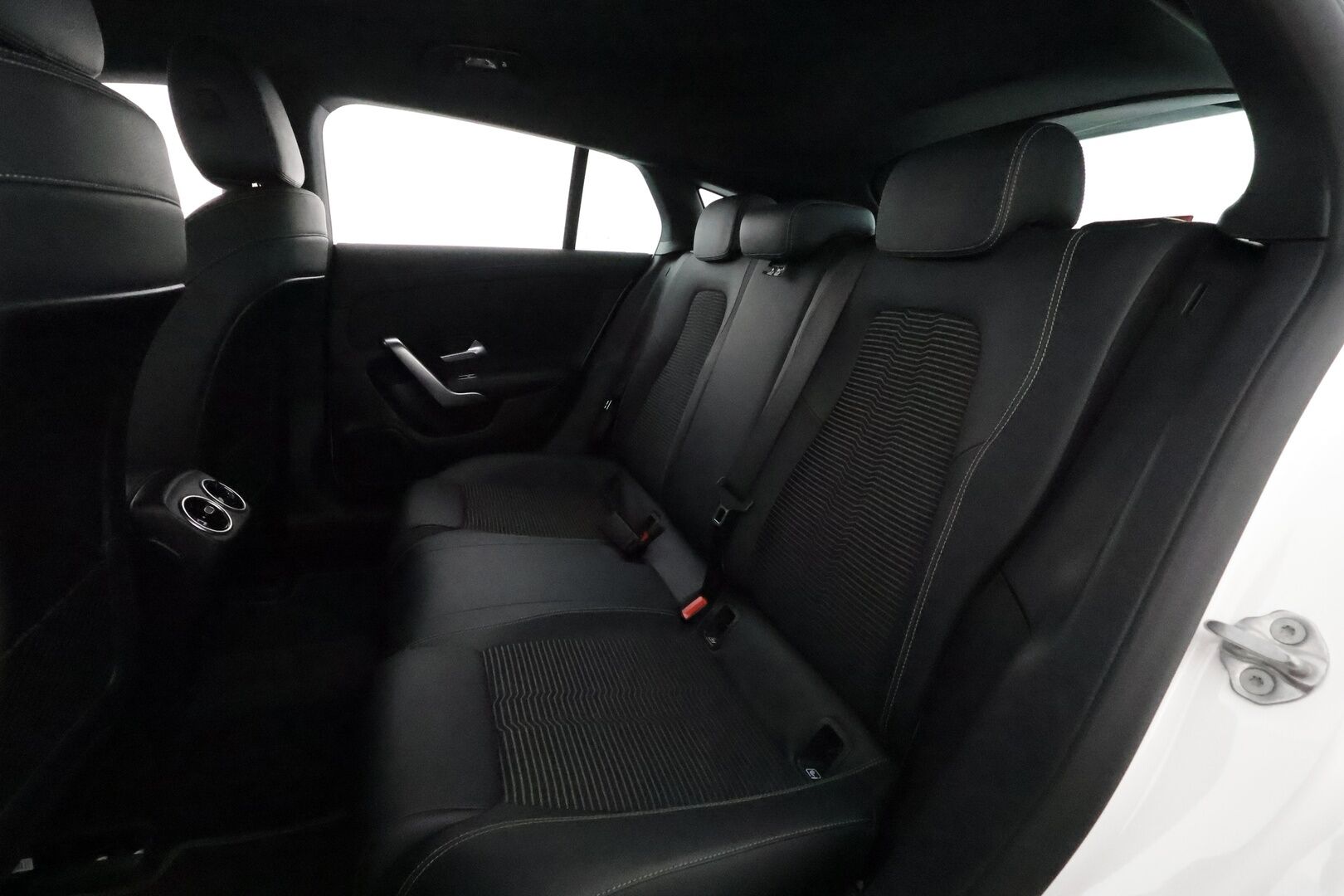 Mercedes-Benz CLA 2021 180 A Shooting Brake Business Progressive **Adapt.Vakkari / LED-High Performance / Sporttipenkit / P.Kamera / Navi** - Suomi-auto / Kahdet Renkaat