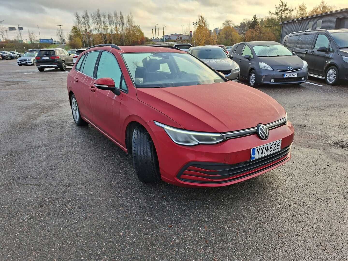 Volkswagen Golf 2021 Variant Comfort Business 1,5 eTSI 96 kW (MHEV) DSG-automaatti - | ACC | Webasto | 1-om Suomi-auto | Metalliväri | Hyvin huollettu | Kahdet renkaat vanteilla | - KORKO VAIN 3,99 %