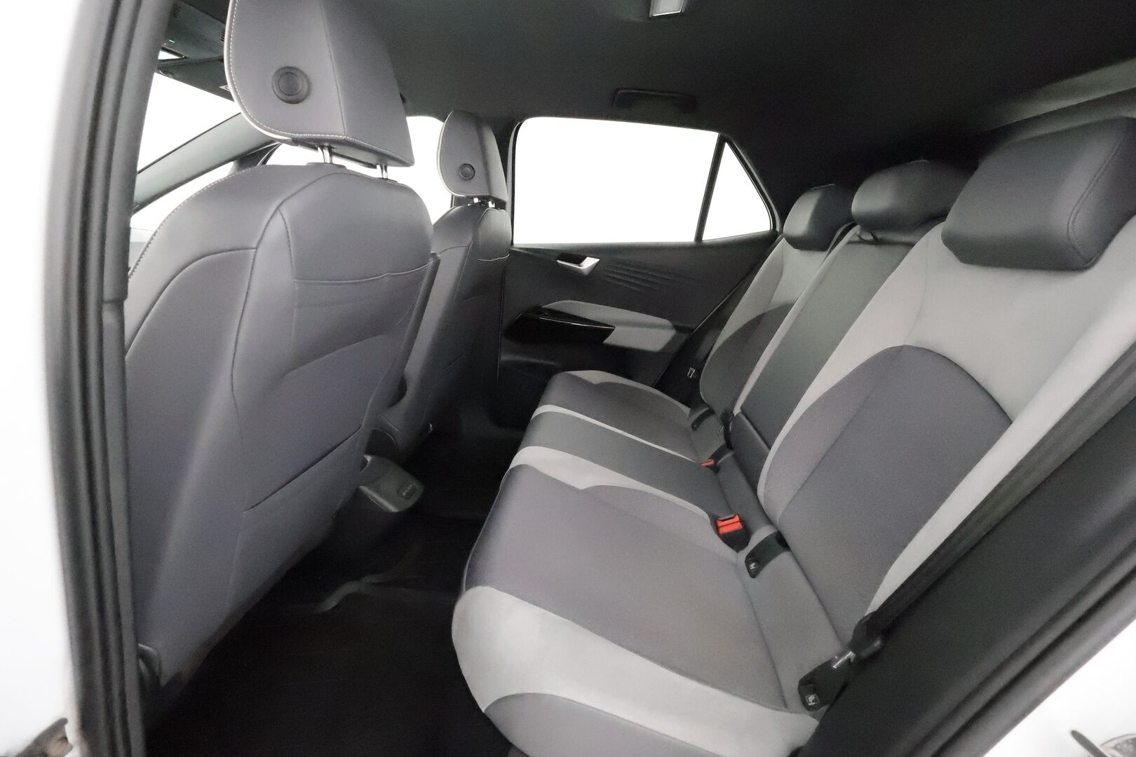 Volkswagen ID.3 2021 Pro Performance Business 150 kW, akku 58 kWh - 1Om Suomiauto / Lämpöpumppu / Adapt.Vakkari / Matrix LED / Digimittari / Peruutuskamera / 2x Renkaat aluvantein / Akku kuntotarkastettu!