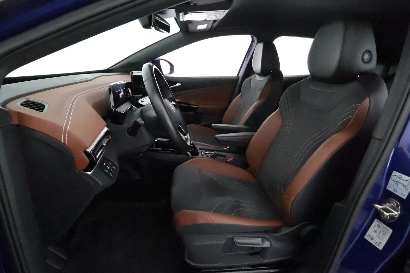 Volkswagen ID.4 2021 Pro Performance 77kWh, 150kW *ACC / P.kamera / ILP / IQ.Light / Navi / KeylessGo* - 1.Om Suomi-auto / Kahdet renkaat aluvanteilla / Merkkihuollettu