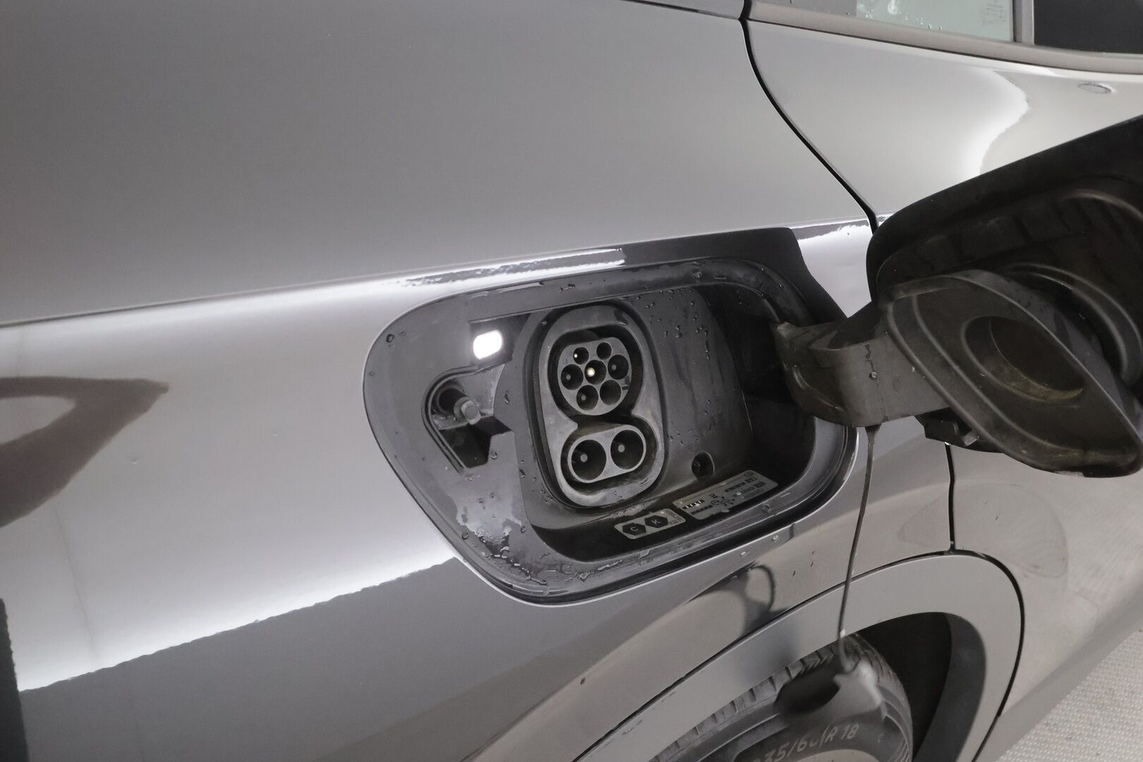 Volkswagen ID.4 2022 Pure City 109 kW, akku 52 kWh - | ACC | ILP | LED | P.Kamera | Ratinlämmitys | Apple&Android | 1.Om Suomi-auto | Kahdet Renkaat |
