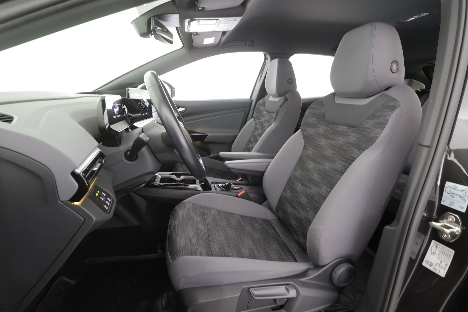 Volkswagen ID.4 2022 Pure City 109 kW, akku 52 kWh - | ACC | ILP | LED | P.Kamera | Ratinlämmitys | Apple&Android | 1.Om Suomi-auto | Kahdet Renkaat |