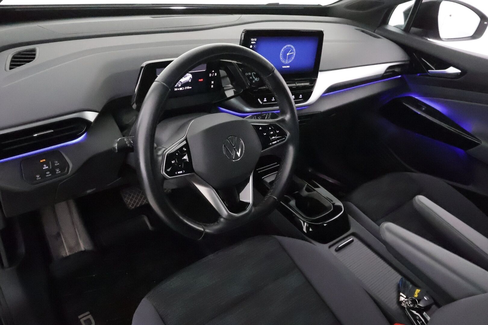 Volkswagen ID.4 2021 Pro Performance Life 150 kW **1-om. Suomi-auto / Lämpöpumppu / Adapt.vakkari / Vetokoukku / Apple&Android / P.tutkat** - Akku kuntotarkastettu! 